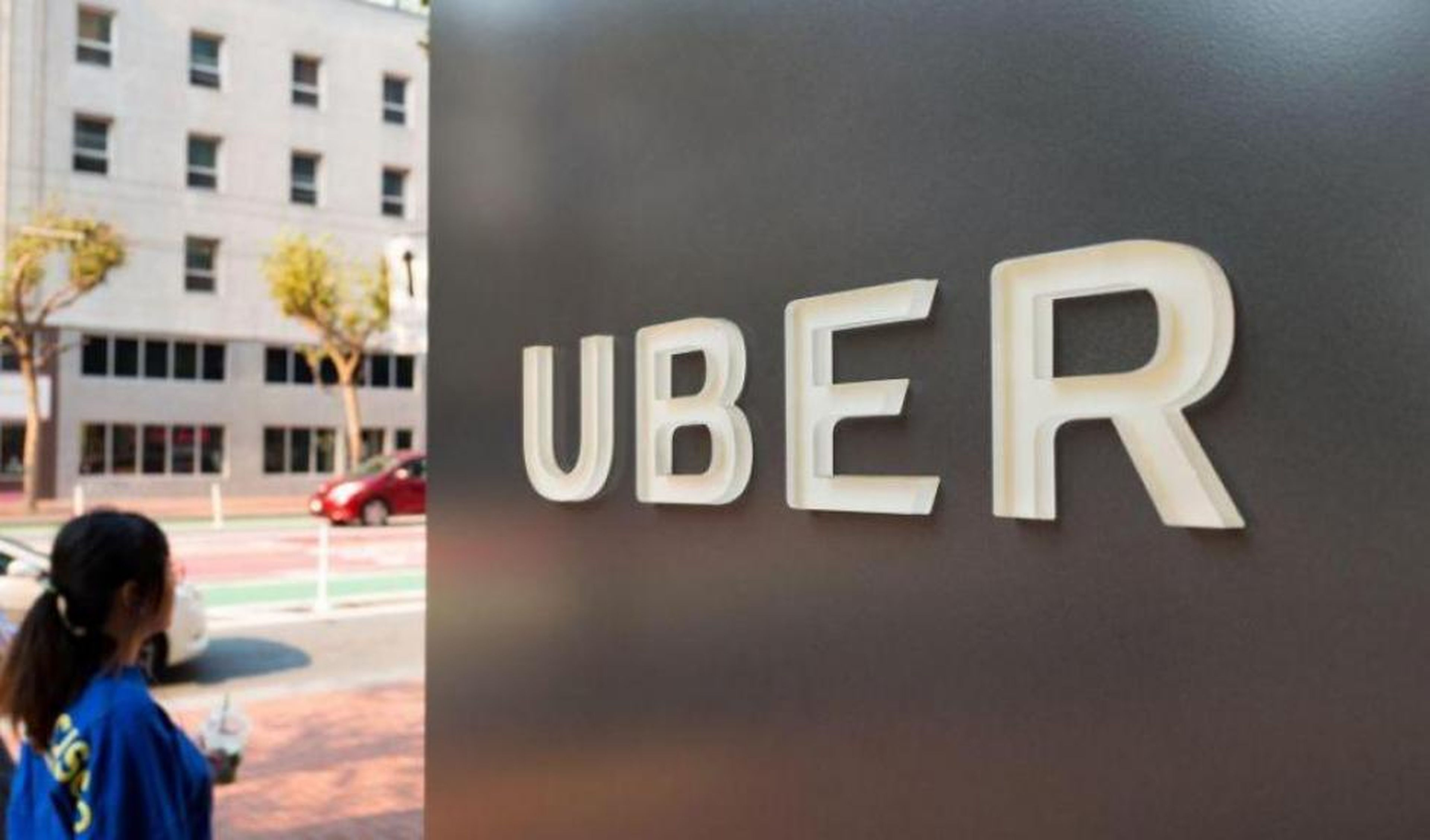 Uber sale a bolsa pero cae un 7,6%