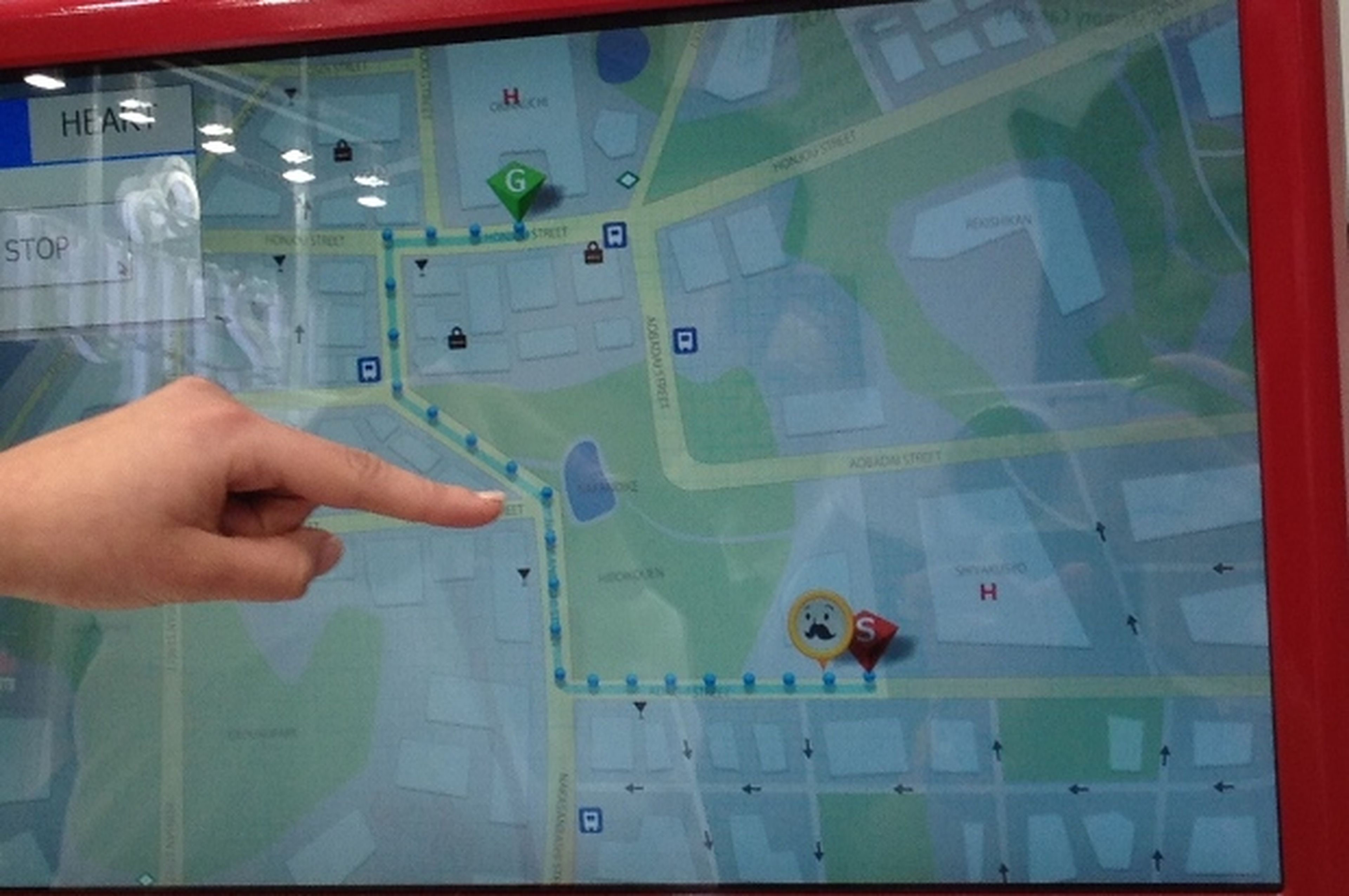 Fujitsu muestra en MWC un prototipo de bastón con GPS