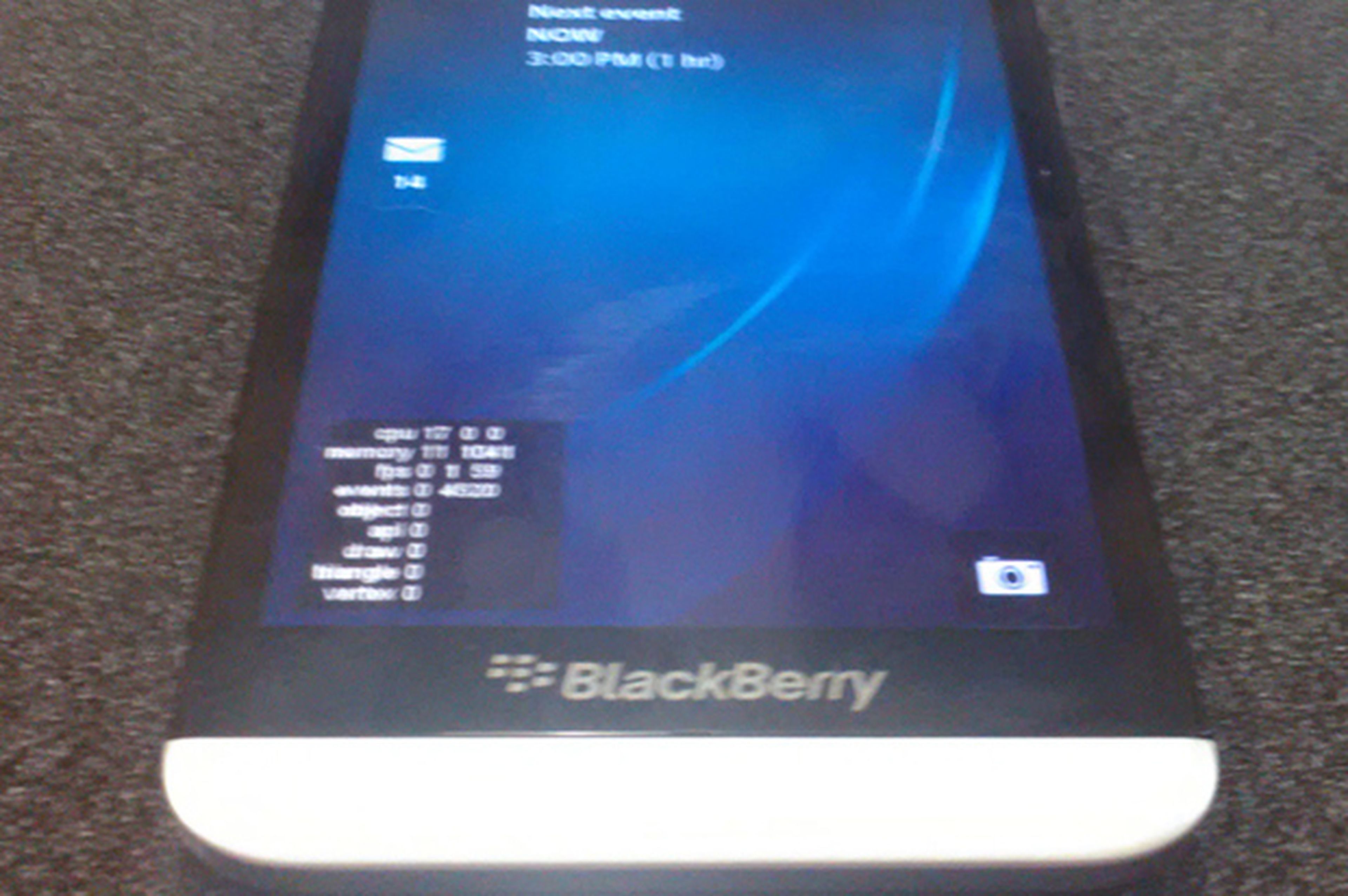 BlackBerry A10: ¡Nuevos detalles y primera fotografía!
