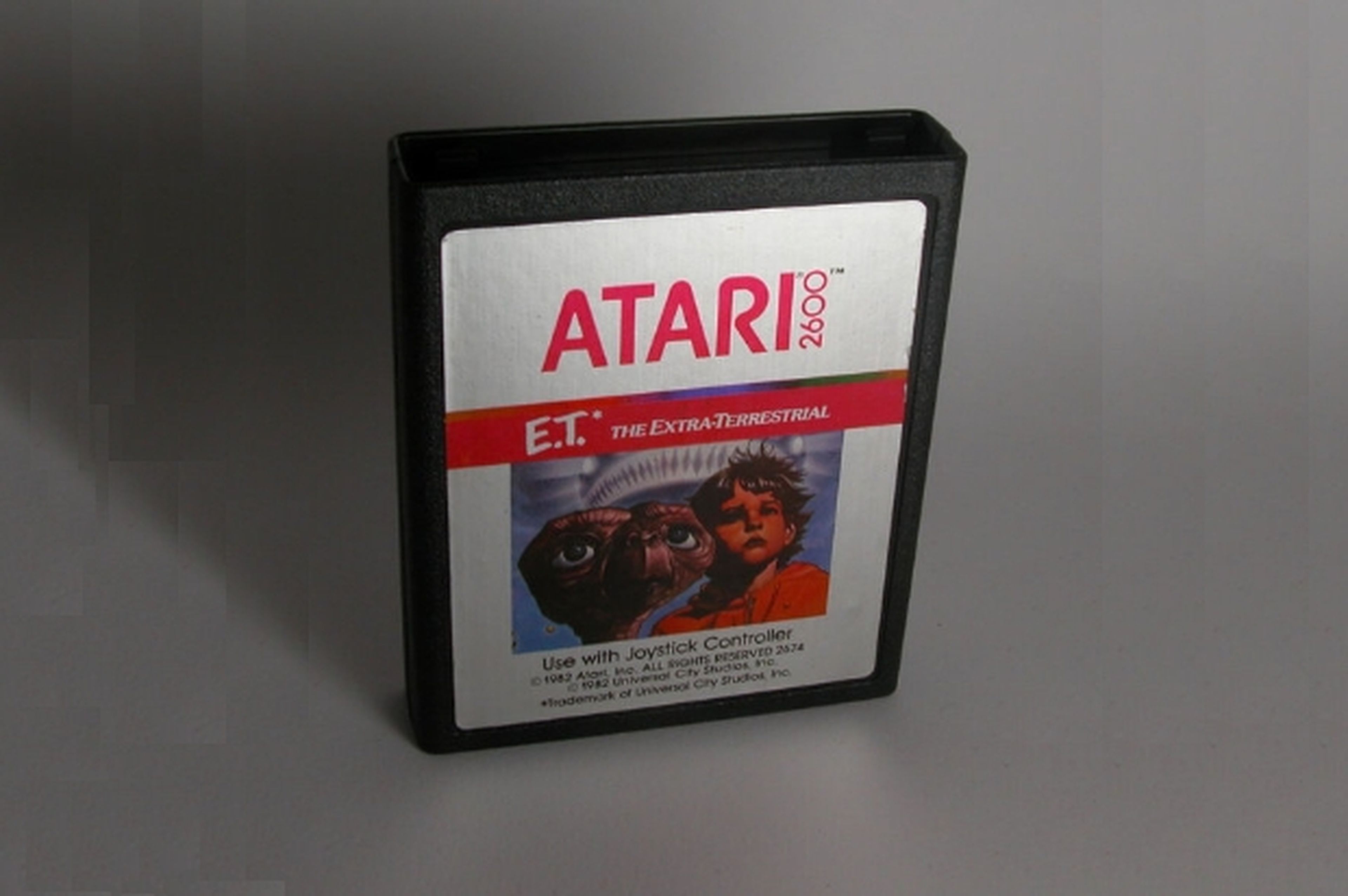 ¿Enterró Atari millones de cartuchos de E.T. en el desierto?