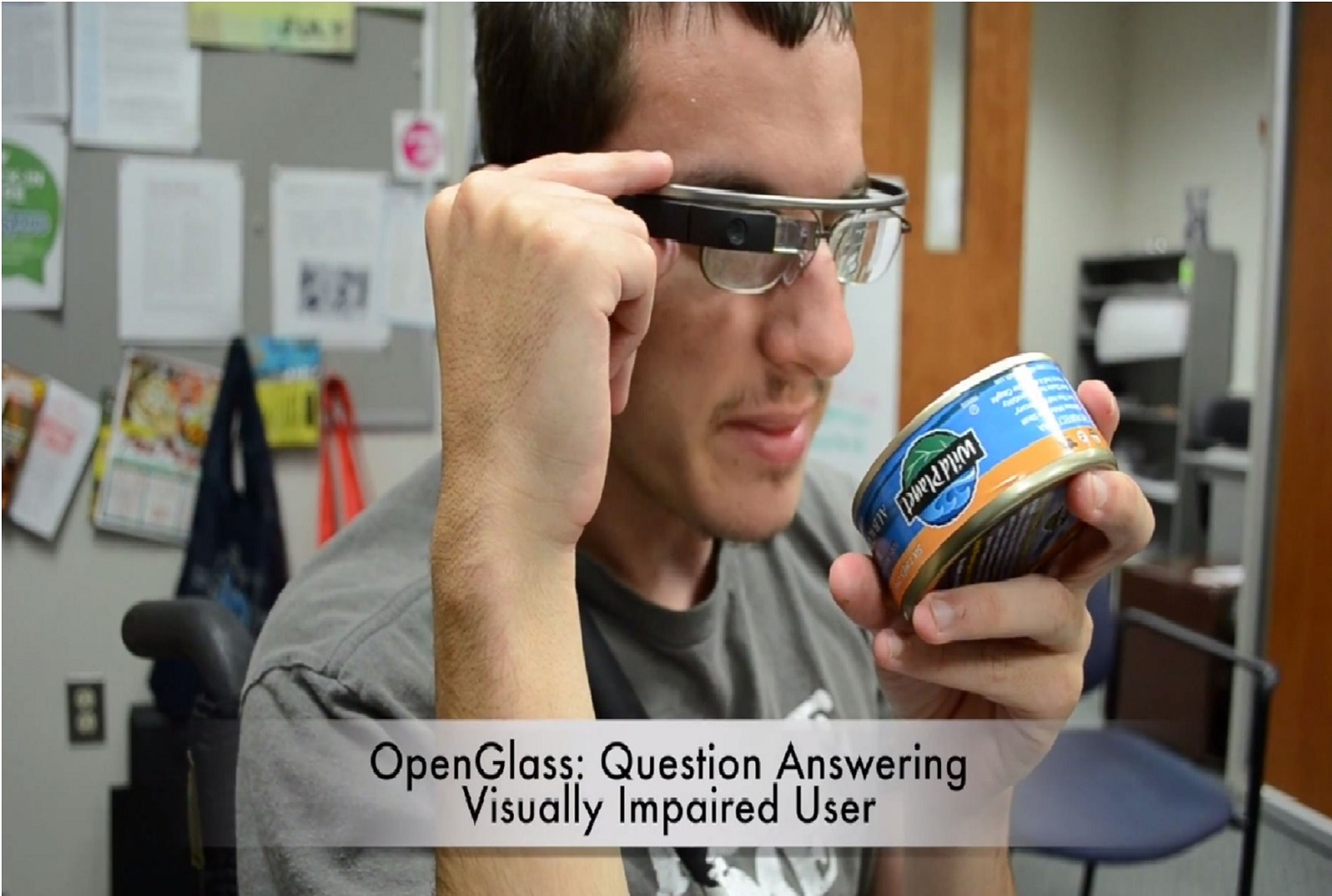 OpenGlass, la aplicación de Google Glass para ciegos