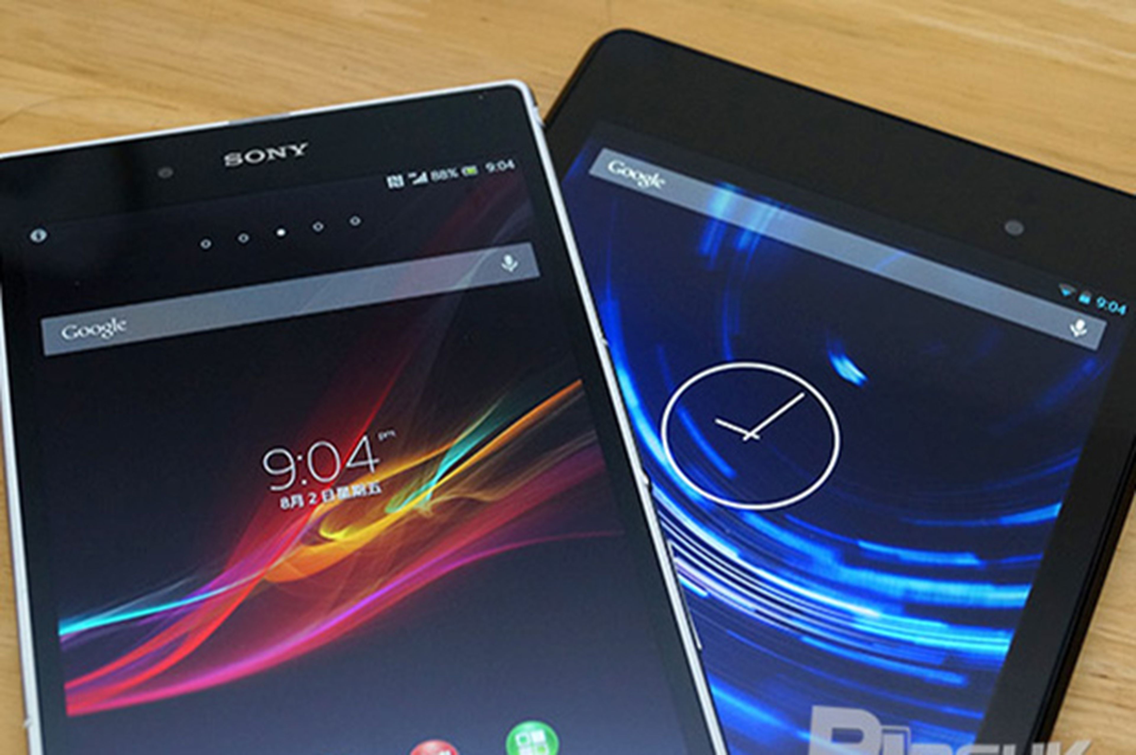 Sony Xperia Z Ultra lado a lado con la Nexus 7 de Google