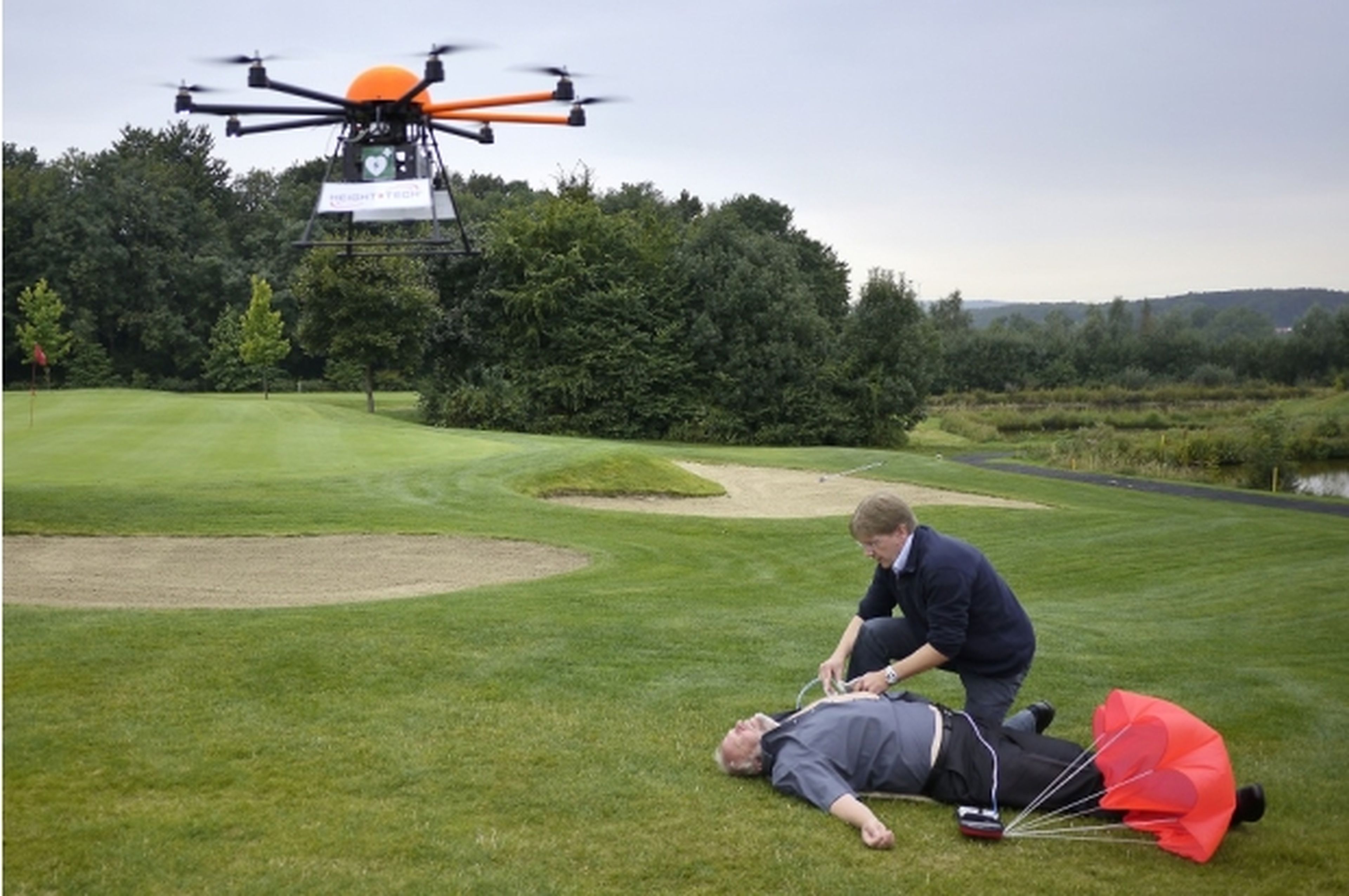 Defikopter, un dron que transporta un desfibrilador hasta la víctima que ha sufrido un ataque al corazón