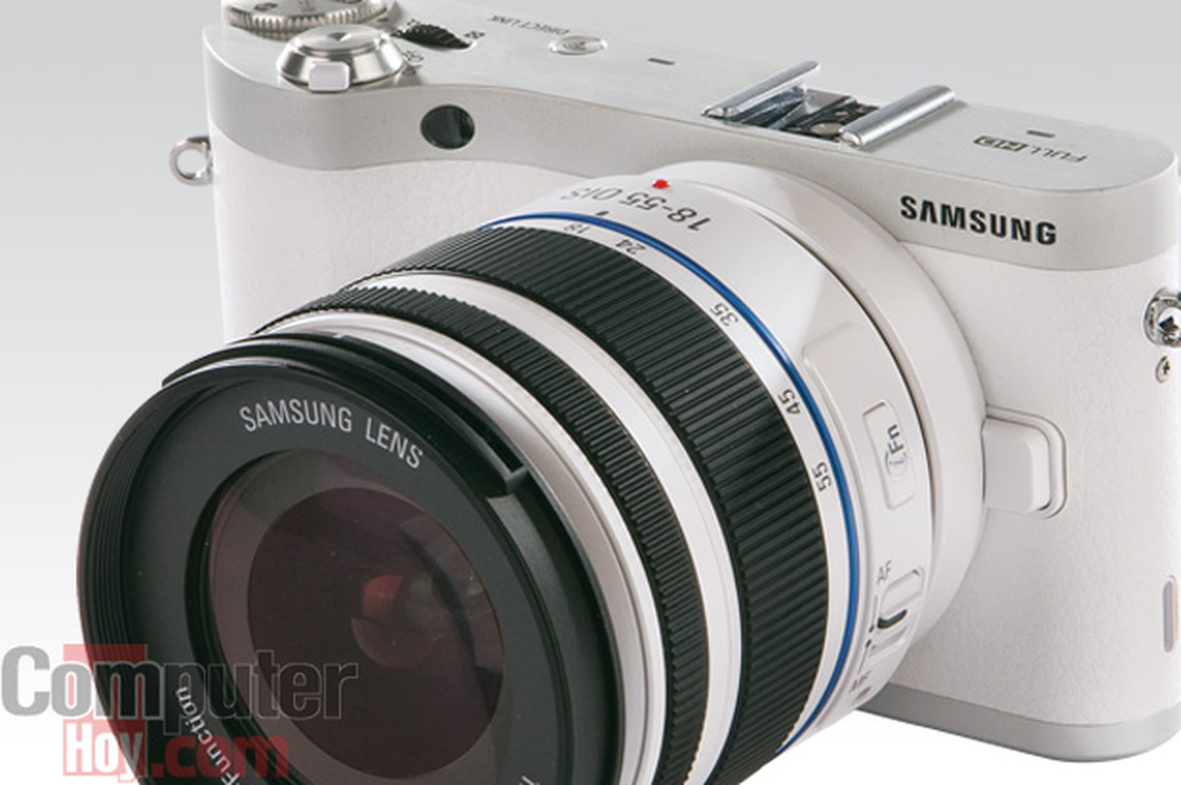 Samsung Smart Camera NX300
