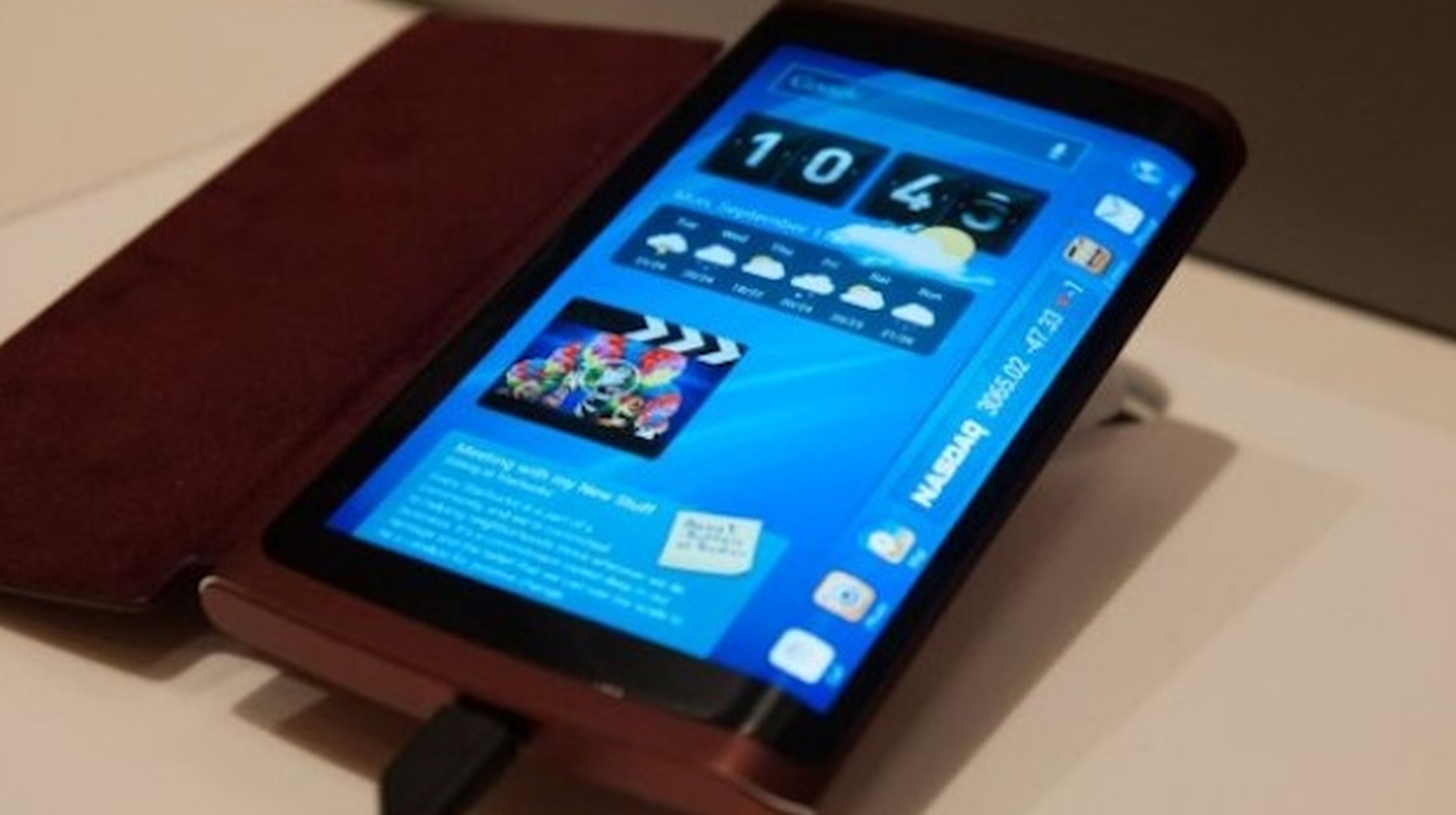 Samsung planea móvil con pantalla envolvente