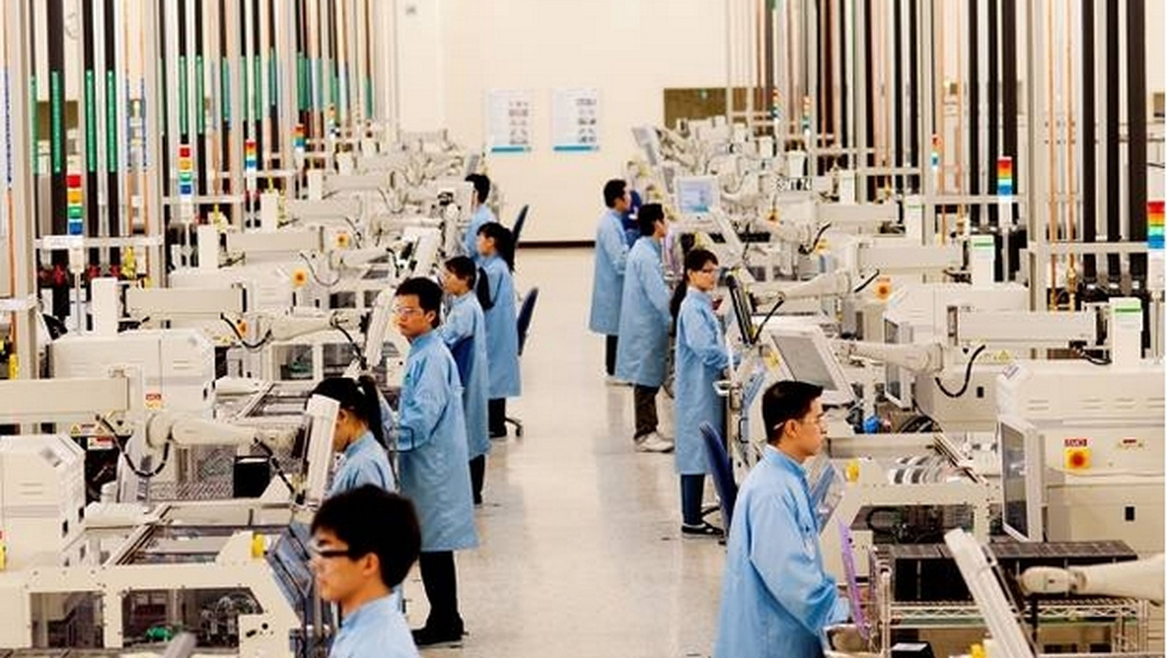 Intel permitirá usar su fábricas a otras marcas