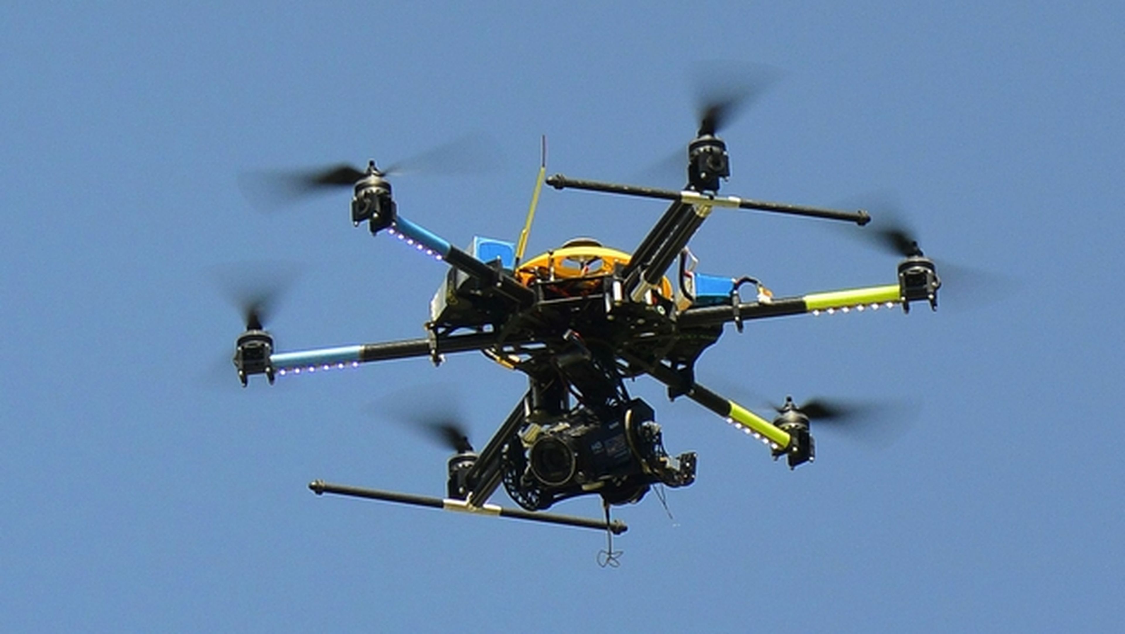 Usas drones para introducir contrabando en la cárcel