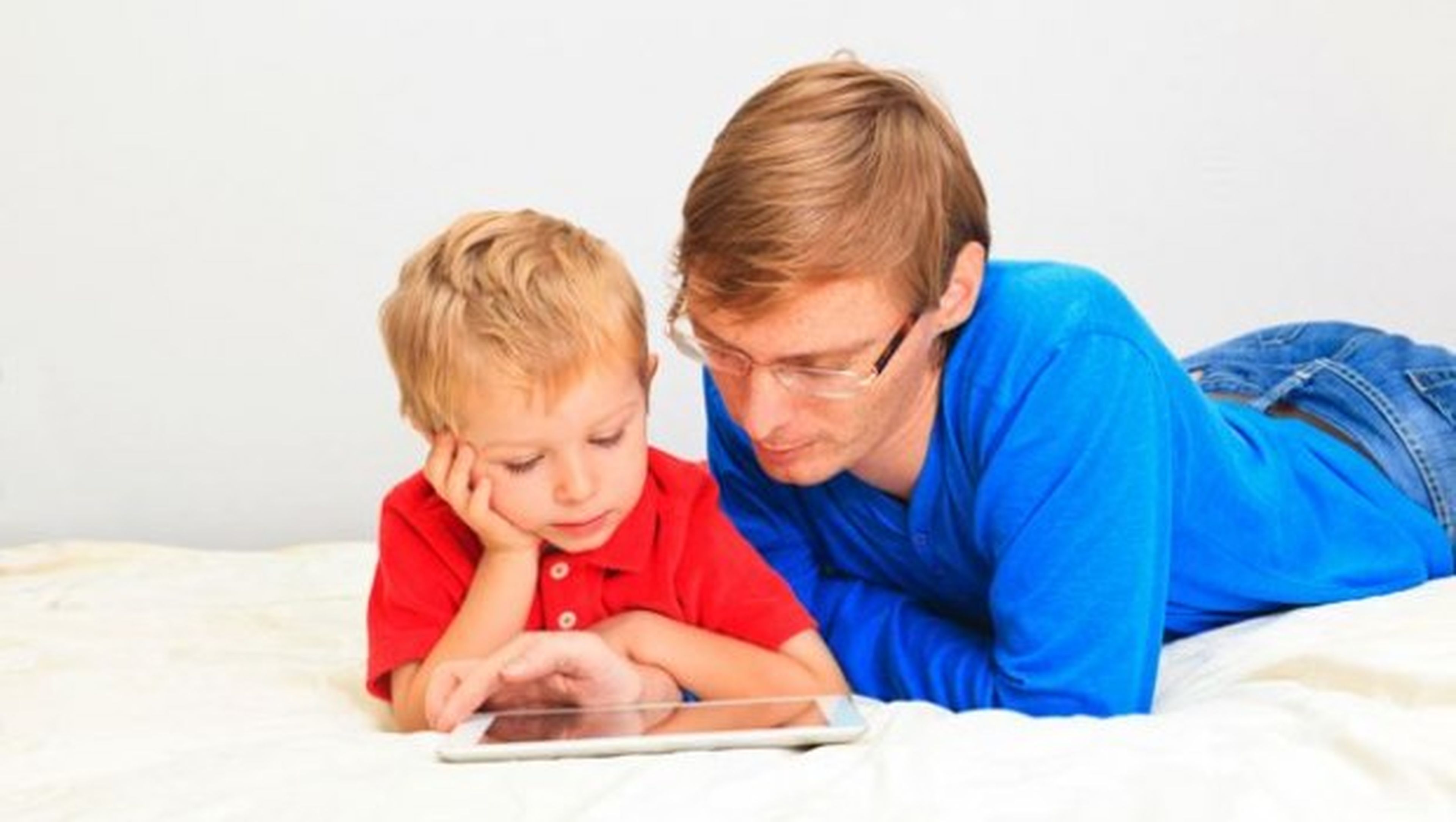 Uso seguro de la tecnología: 10 mandamientos para padres