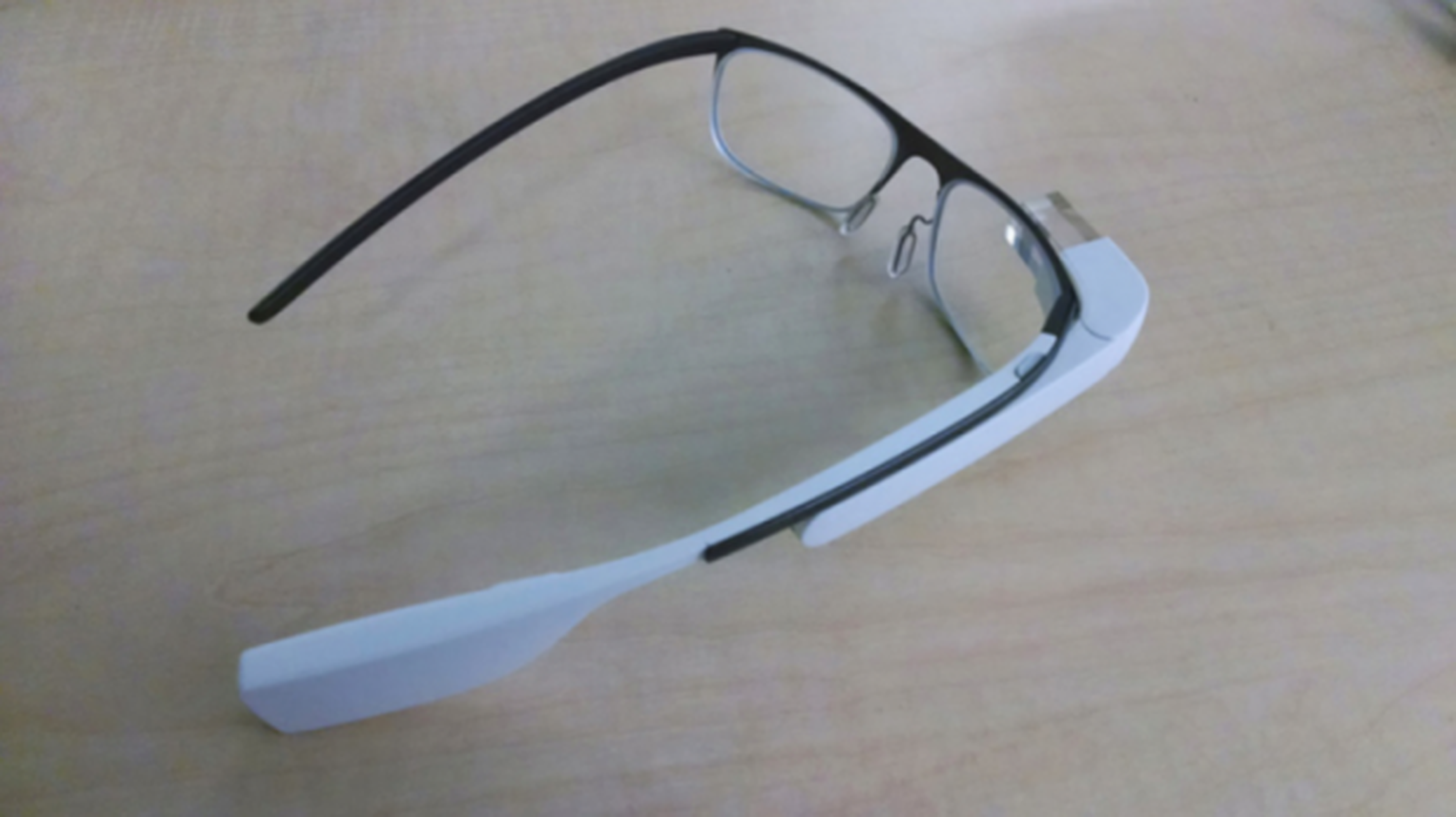 Imagen prototipo Google Glass de prescripción