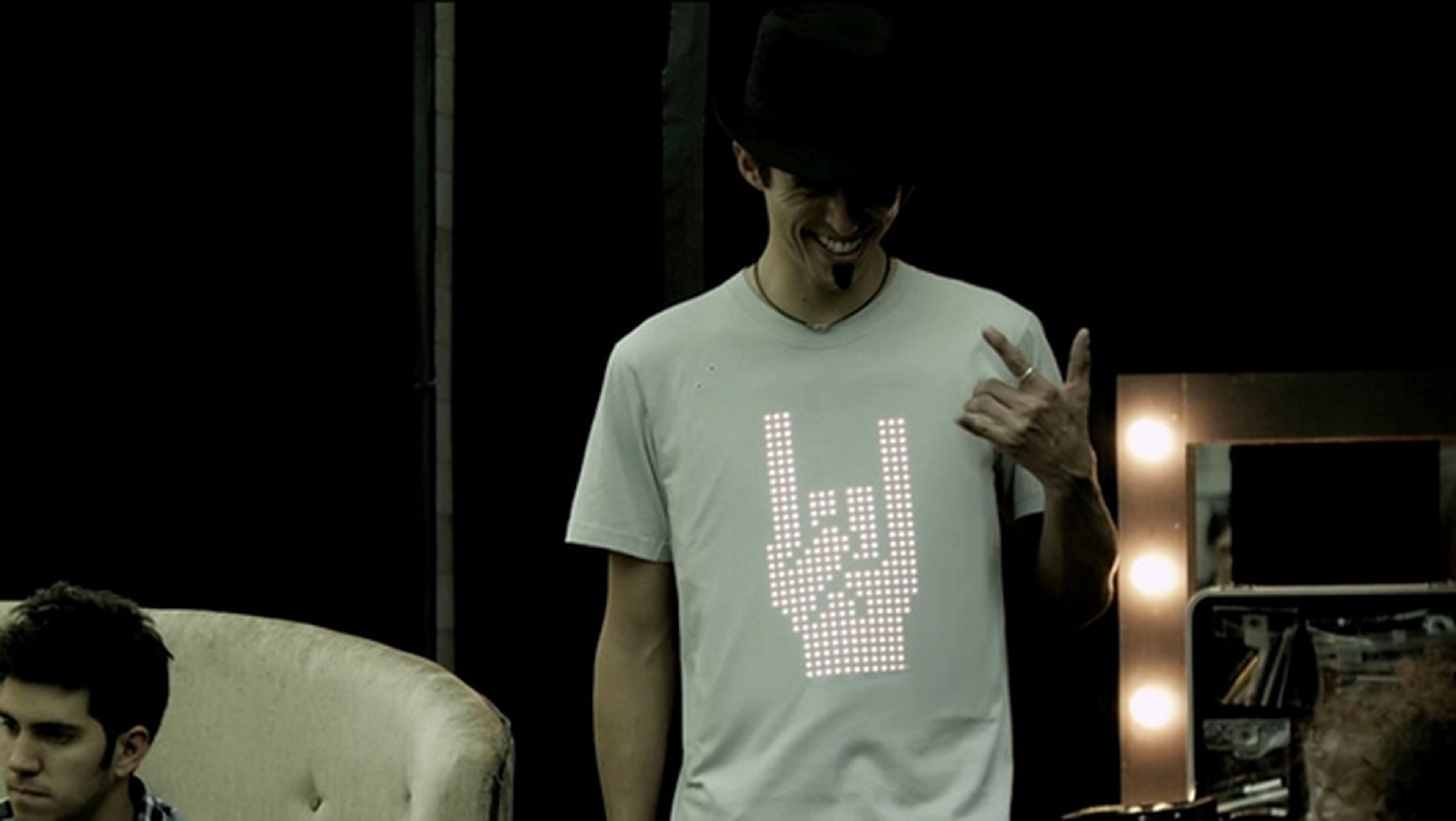 tshirtOS 2.0, la camiseta con LEDs que diseñas desde tu smartphone