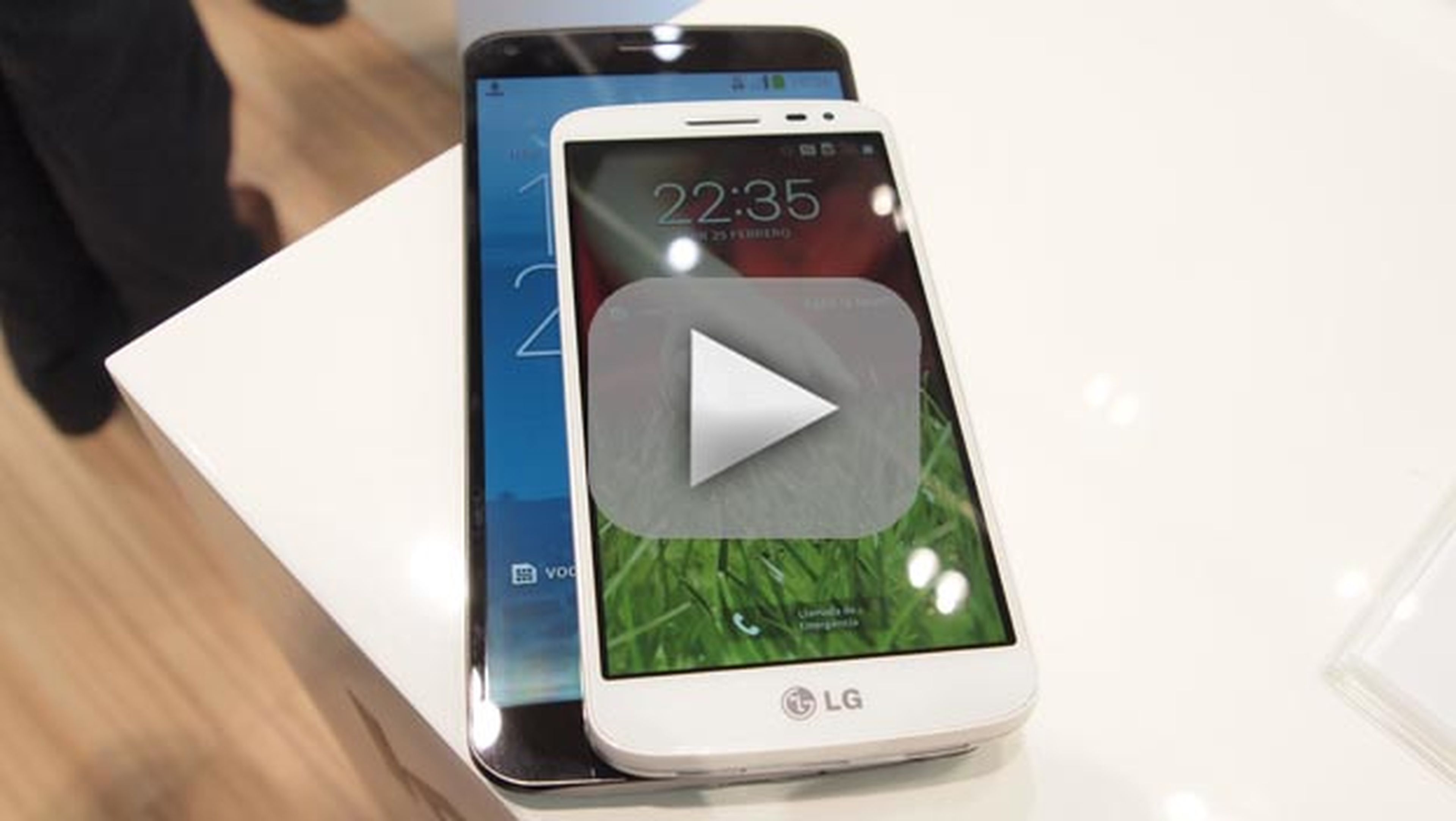 Toma de contacto con LG G2 Mini, así es en vídeo