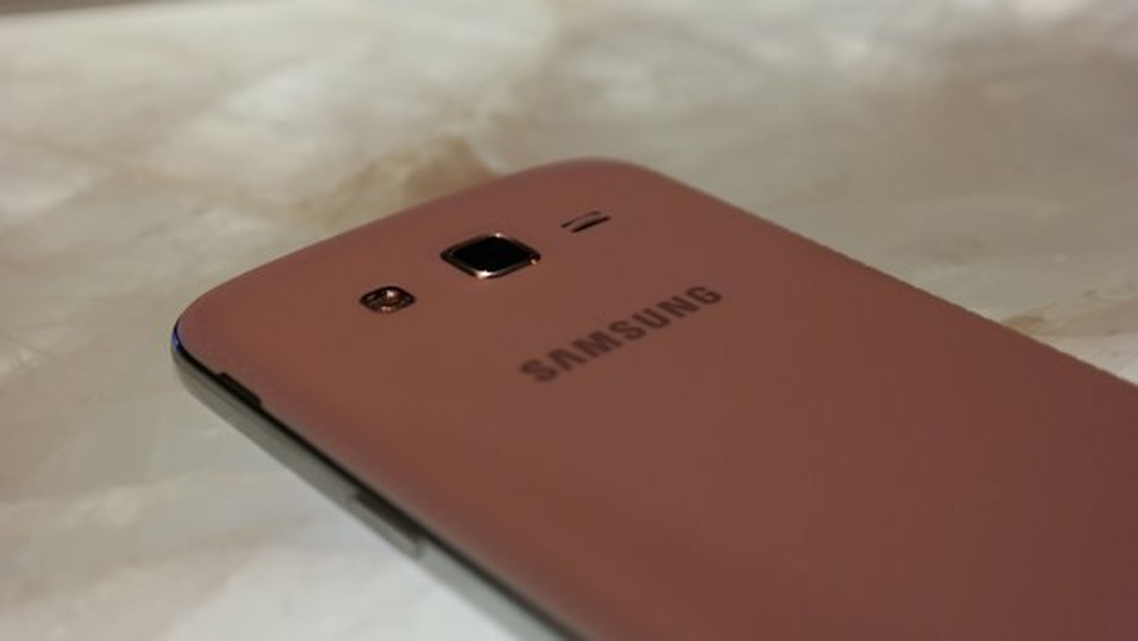 Samsung Galaxy Grand 2, el nuevo phablet para el pueblo