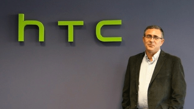 HTC le regala el One M8 al motorista que ayudó a su CEO en el MWC 2014