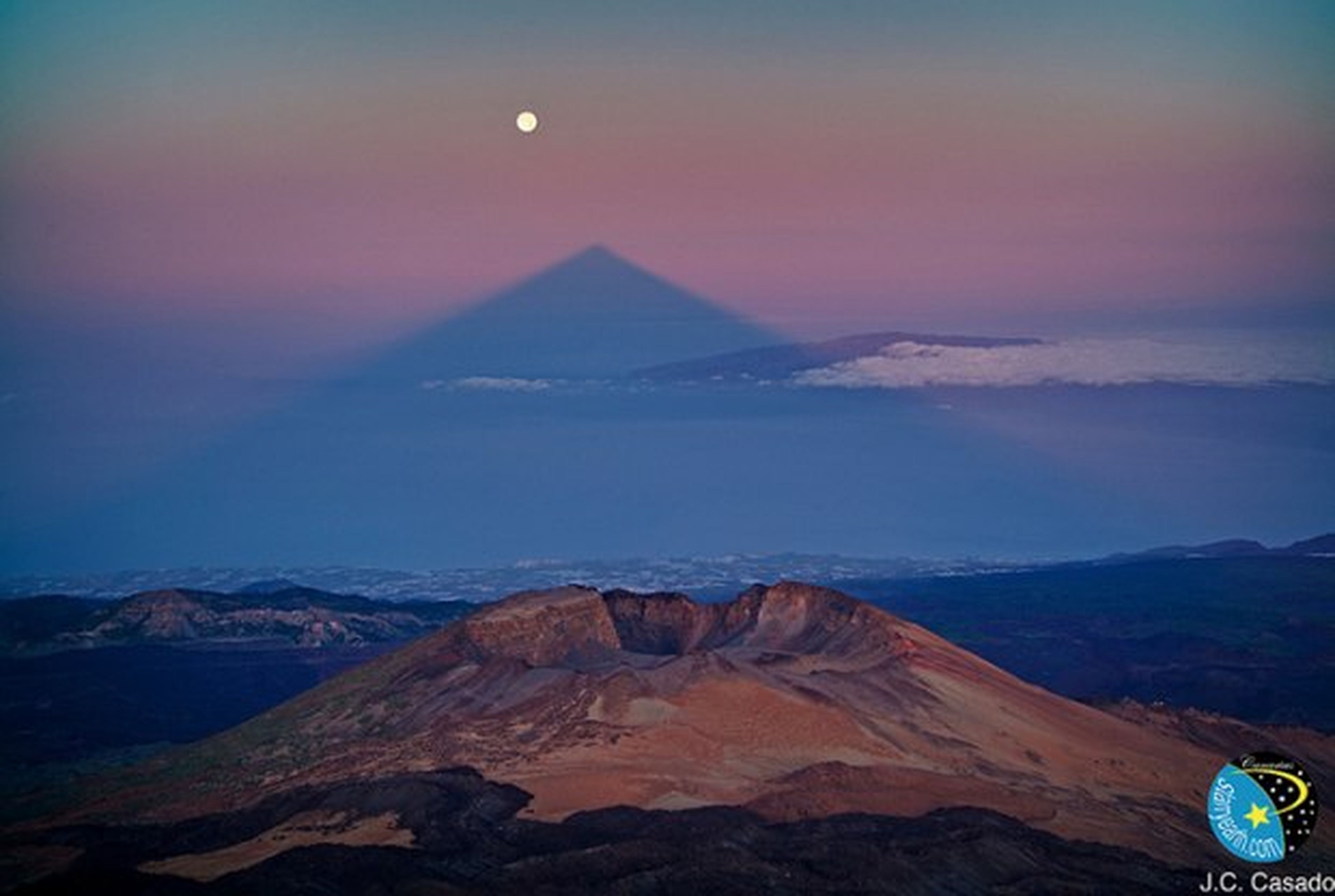 Eclipse de Luna sobre el Teide
