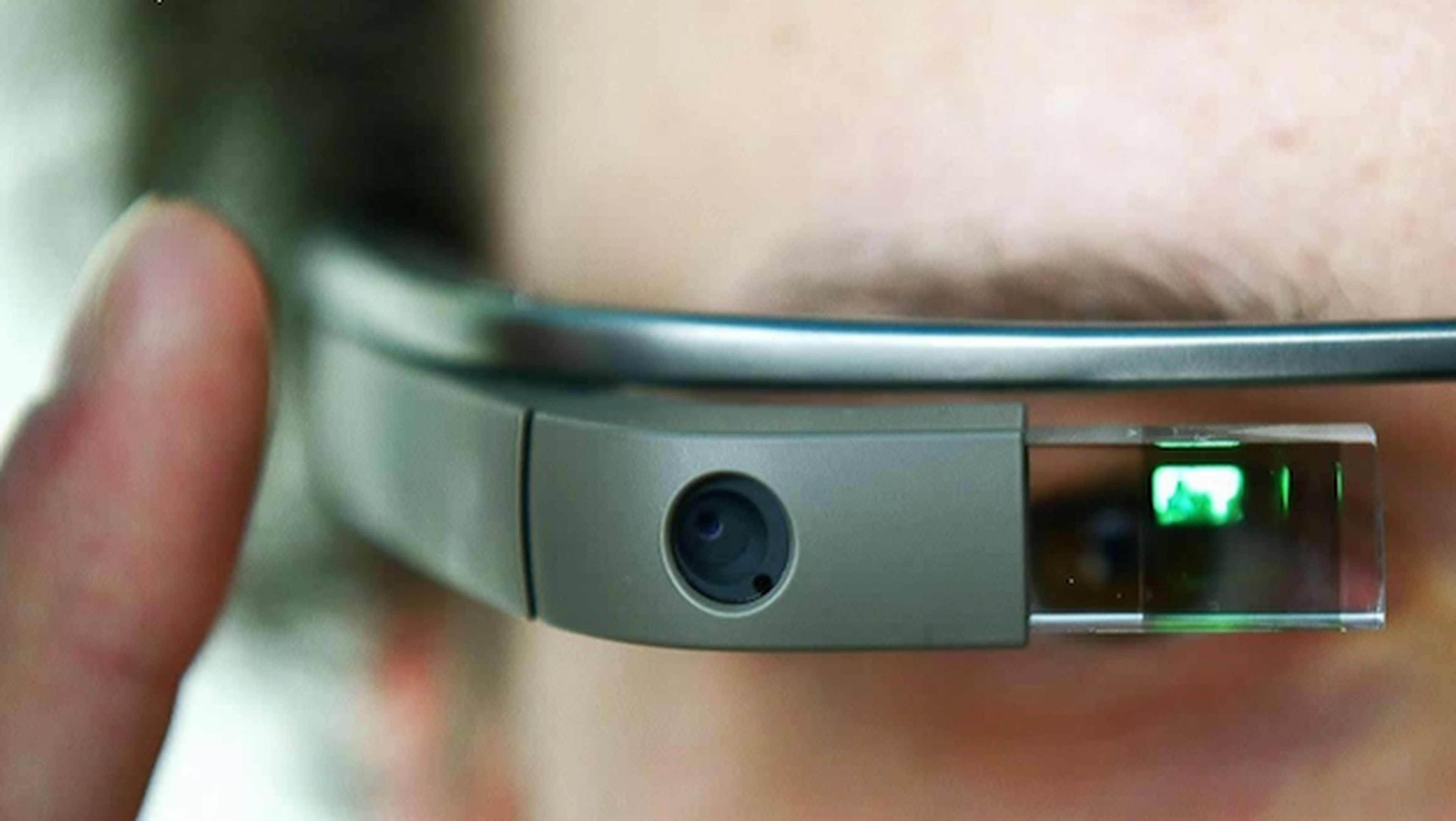 Google Glass permitirá leer las notificaciones del iPhone
