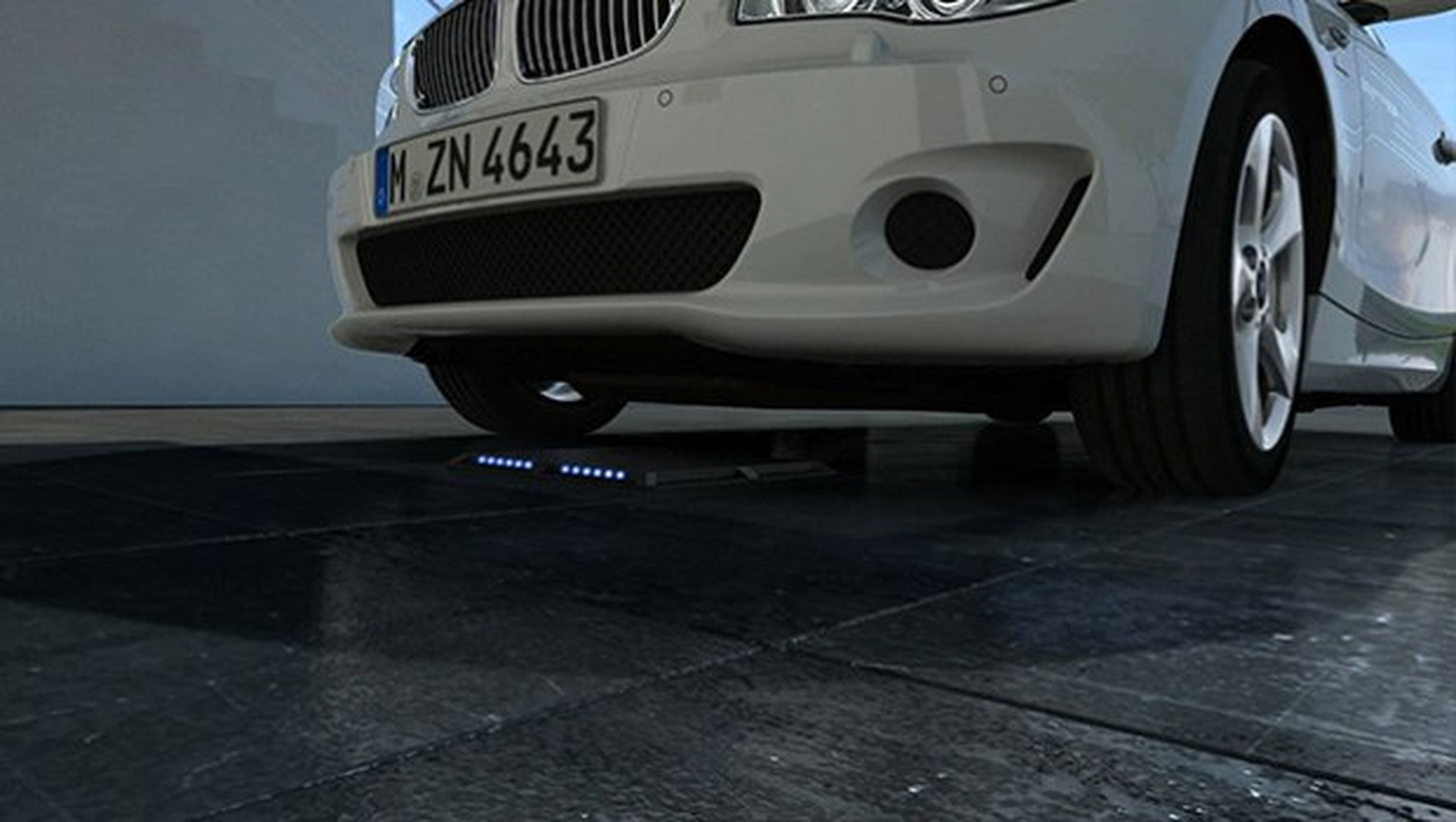 BMW Mercedes cargador inalámbrico