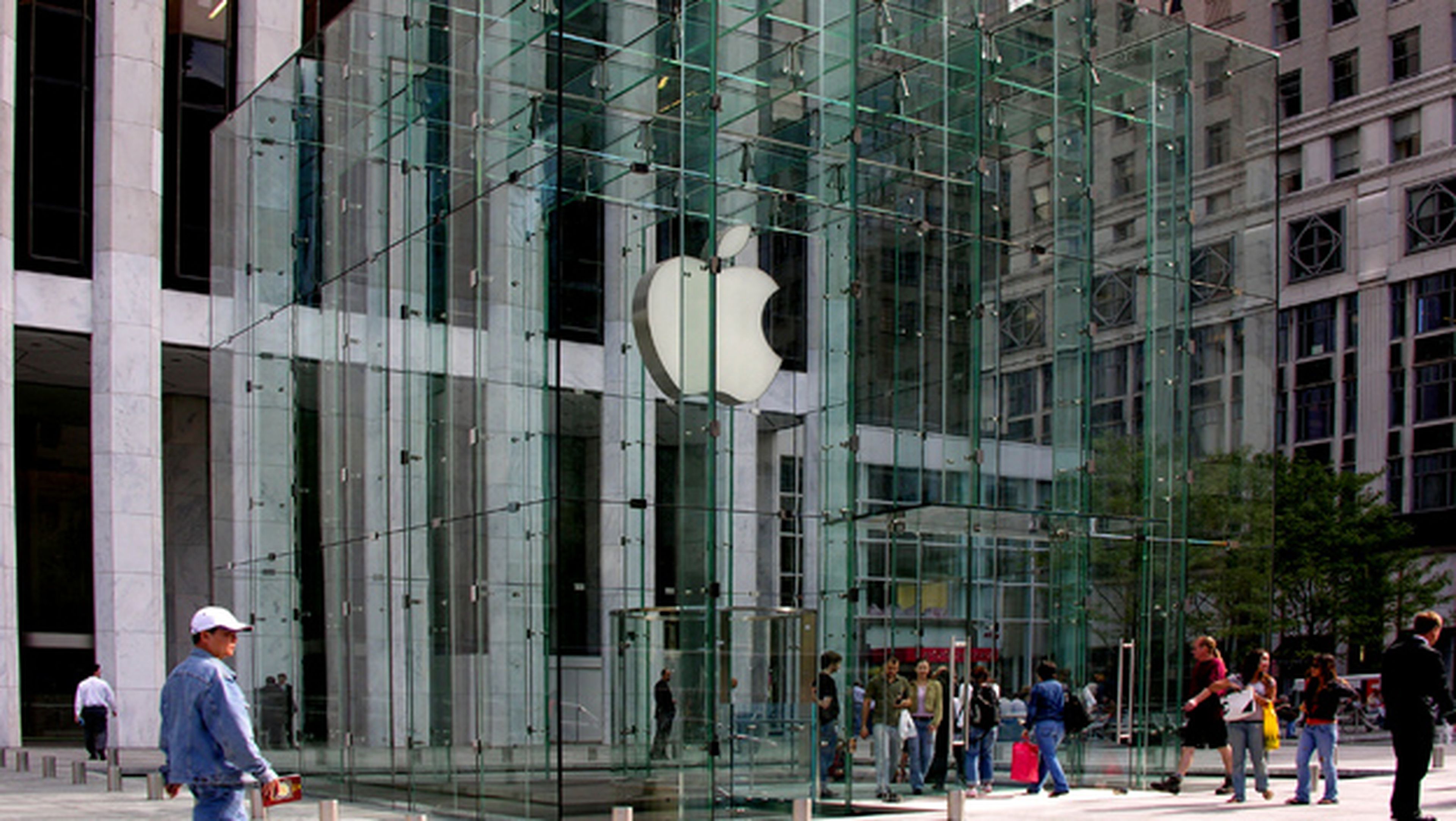 Apple denunciada por sus empleados