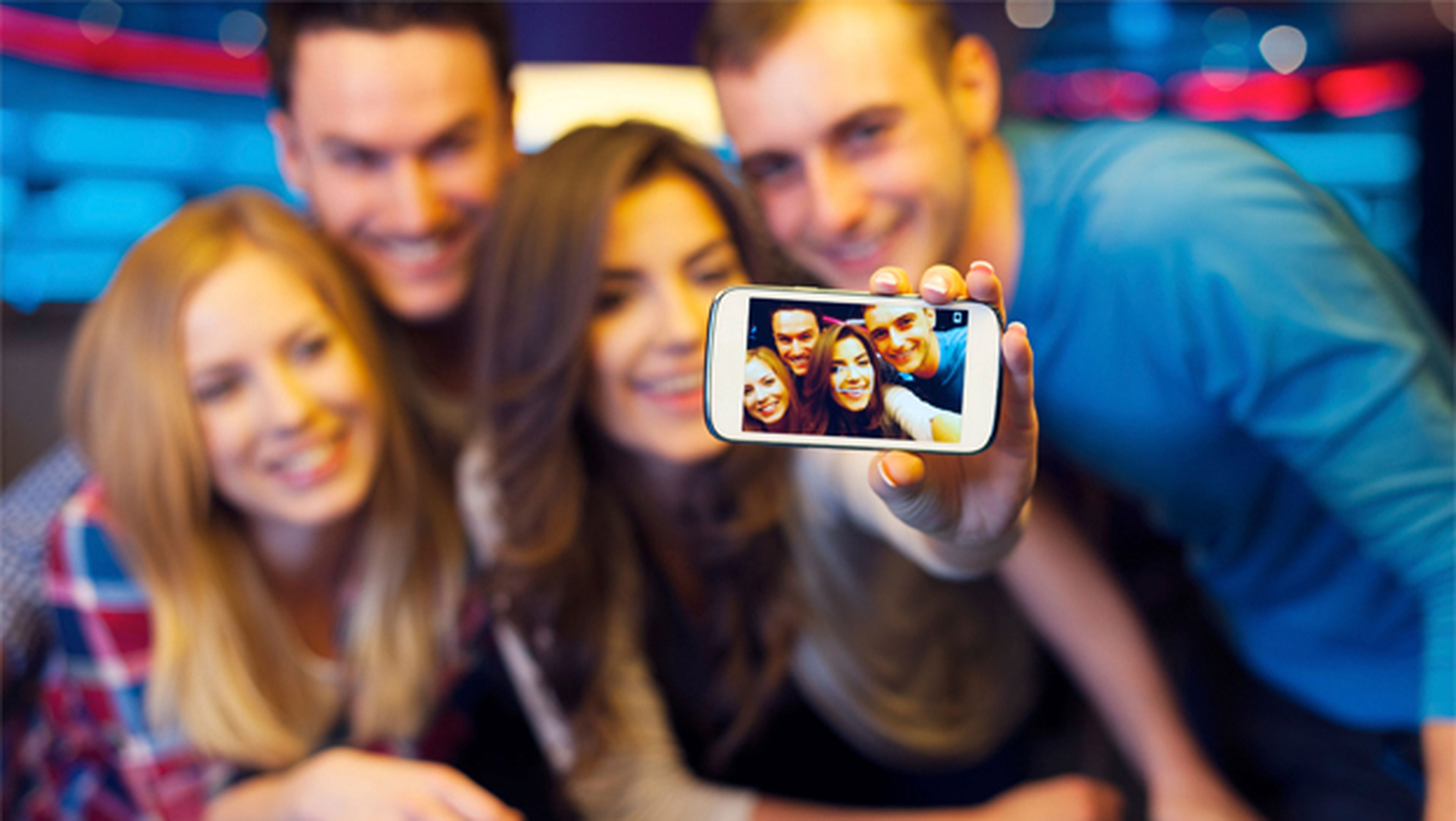 Lanzan una app que 'da la vuelta' al concepto de 'Selfie'