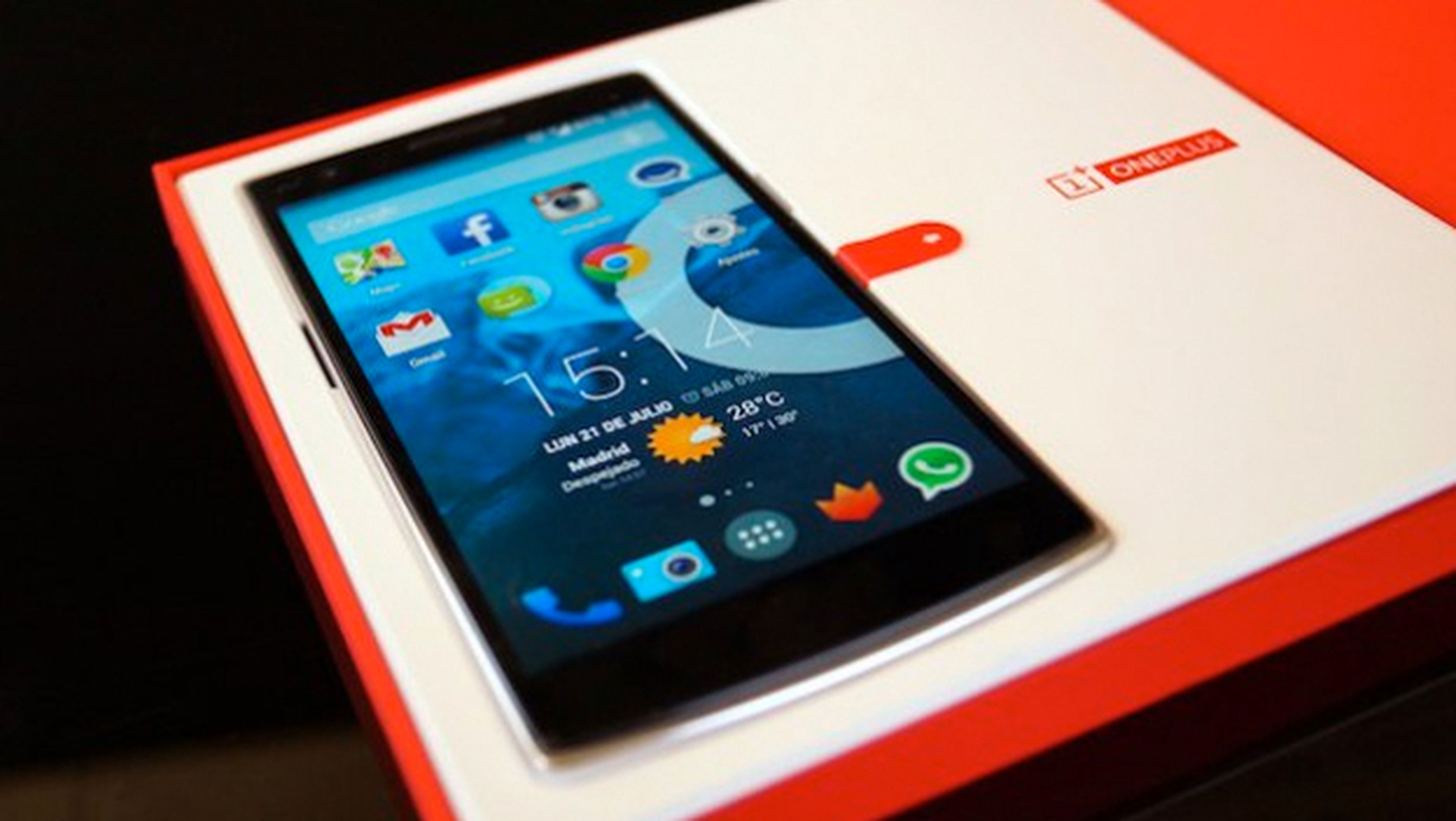 OnePlus One se actualiza a Android 4.4.4 KitKat