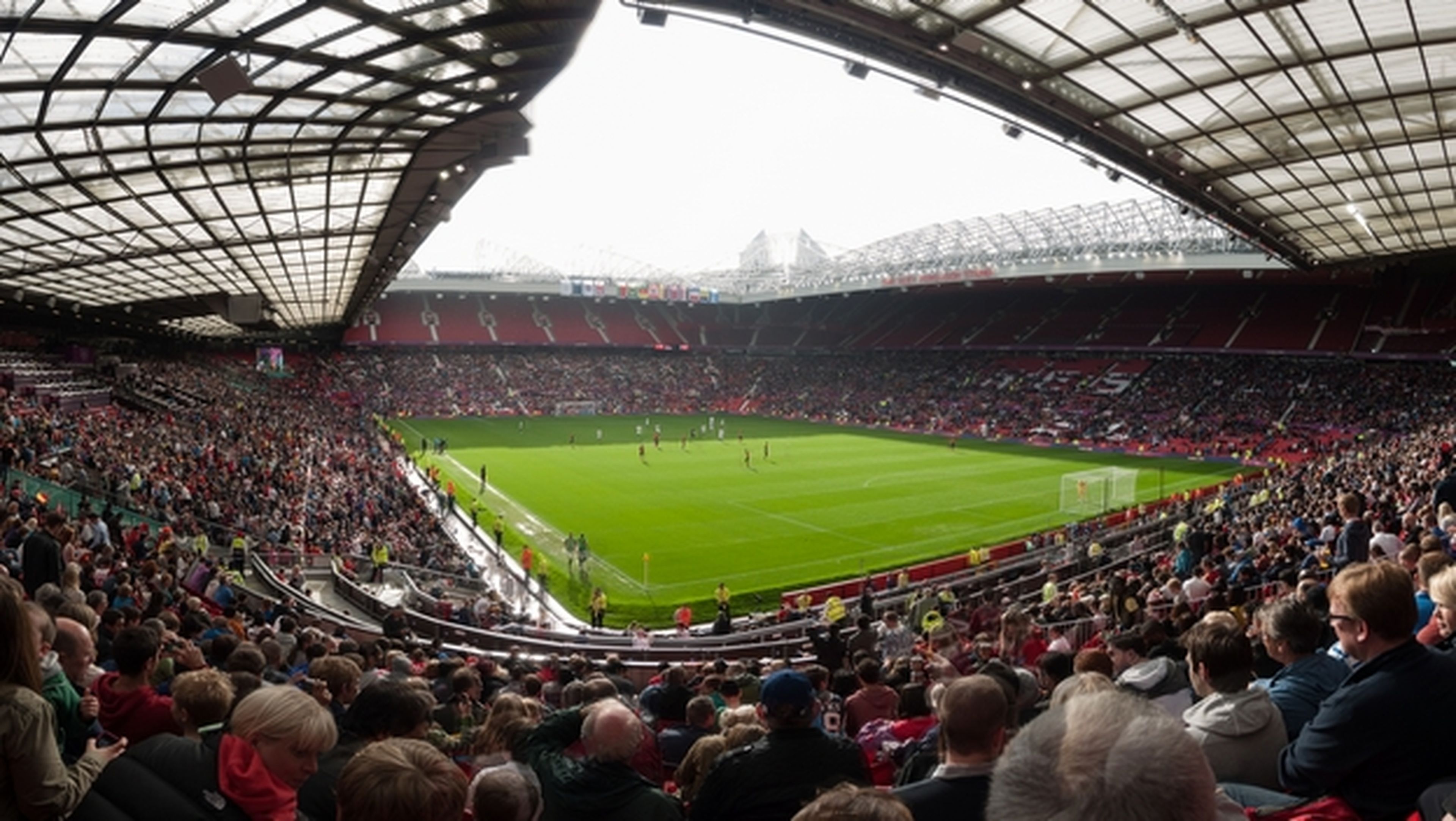 Manchester United prohíbe los iPads, tablets y portátiles en su estadio.