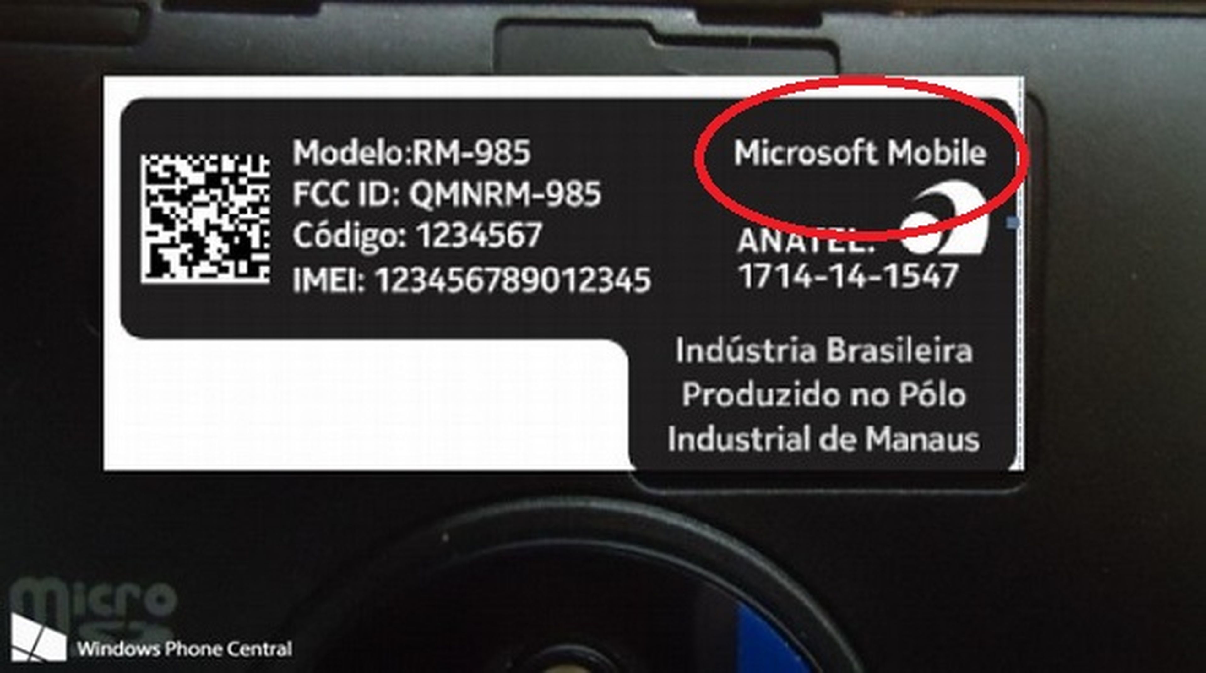 Lumia 830 con logo Microsoft Mobile