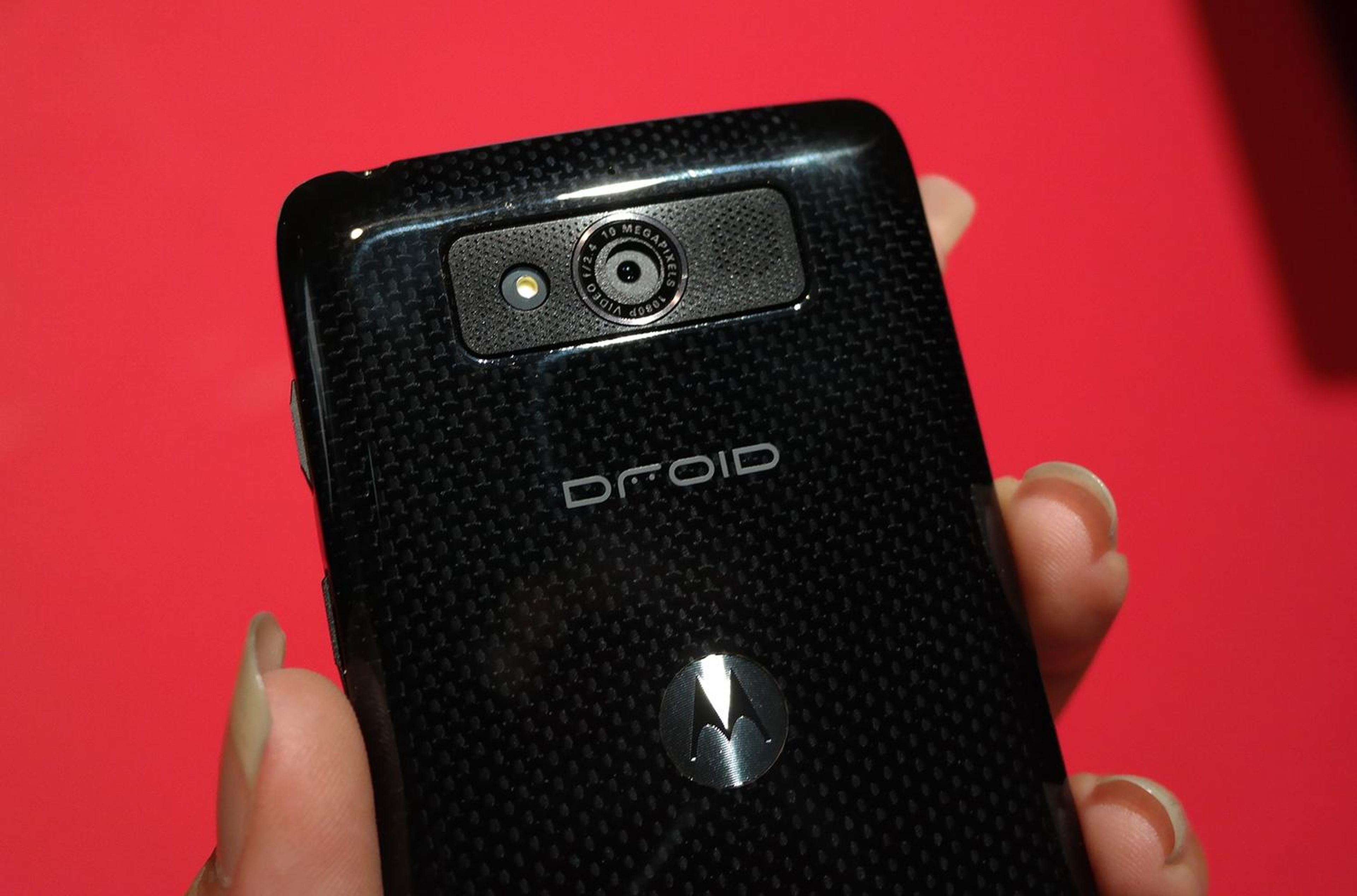 Motorola DROID Turbo, tendrá una pantalla con 640 dpi o ppp.