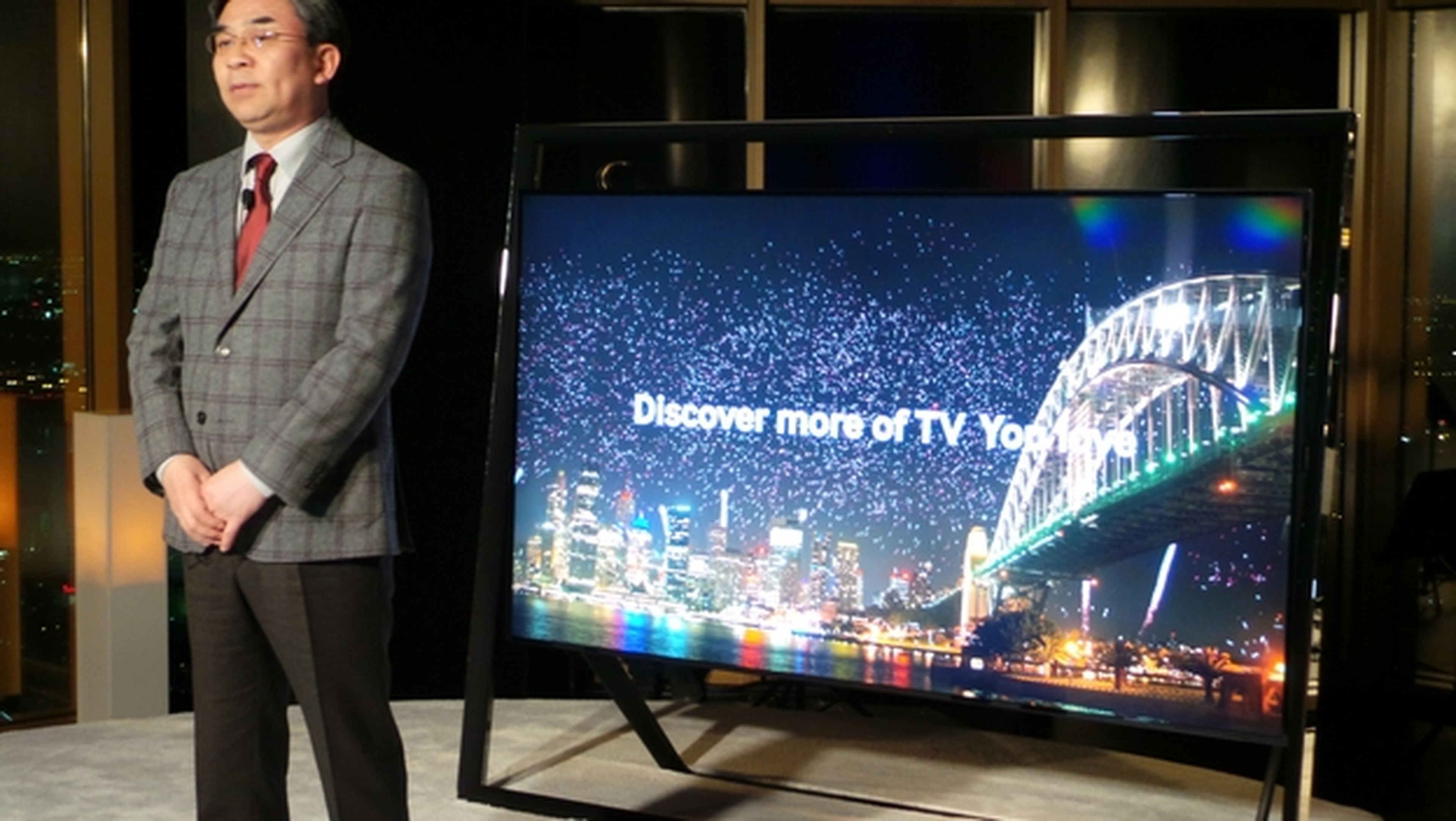 Samsung se alía con Spotify y Amazon para ofrecer contenidos para sus televisores curvos.