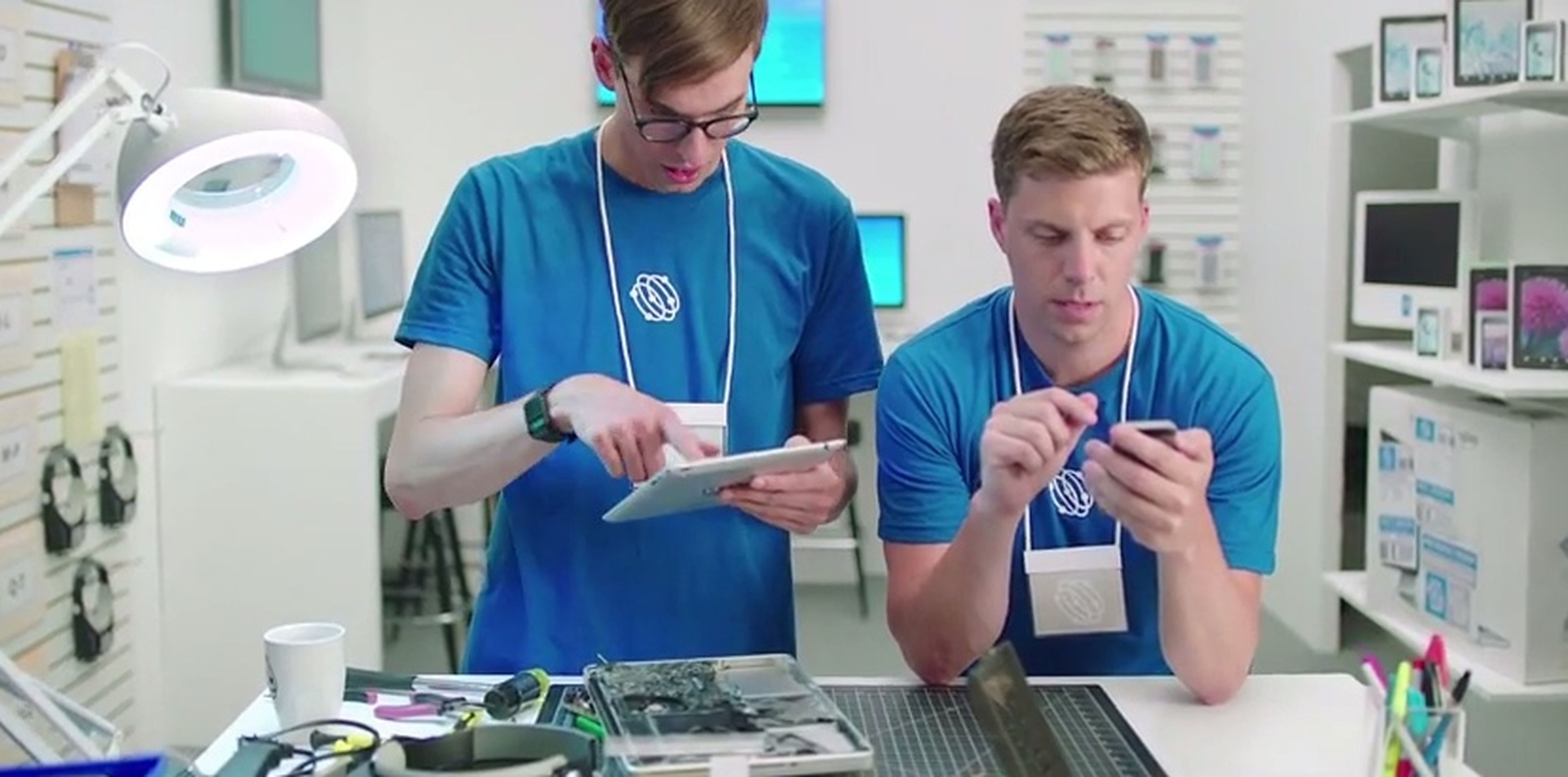 Samsung ridiculiza los nuevos dispositivos de Apple en vídeo