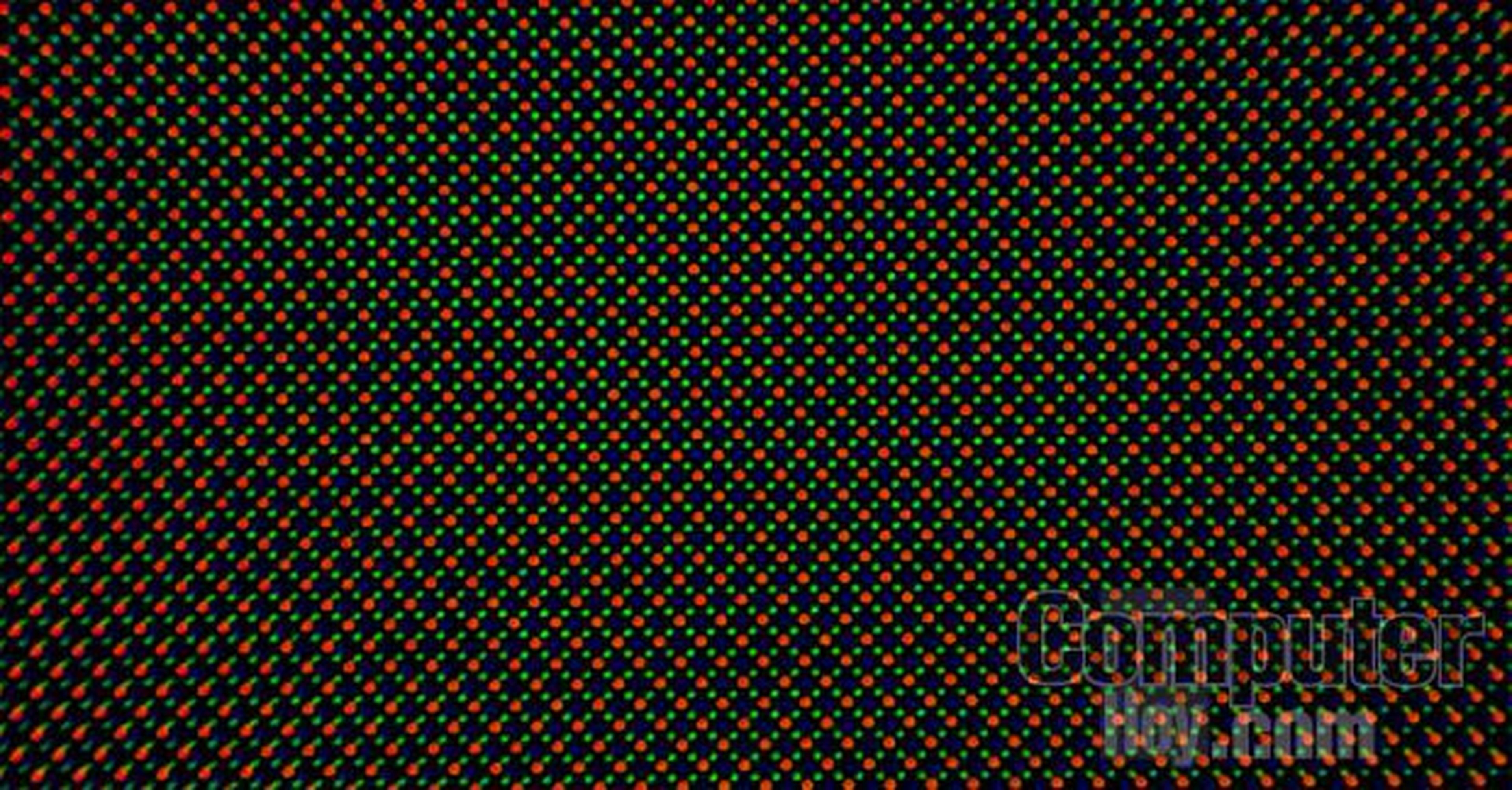 Una pantalla OLED Pentile es así vista de cerca