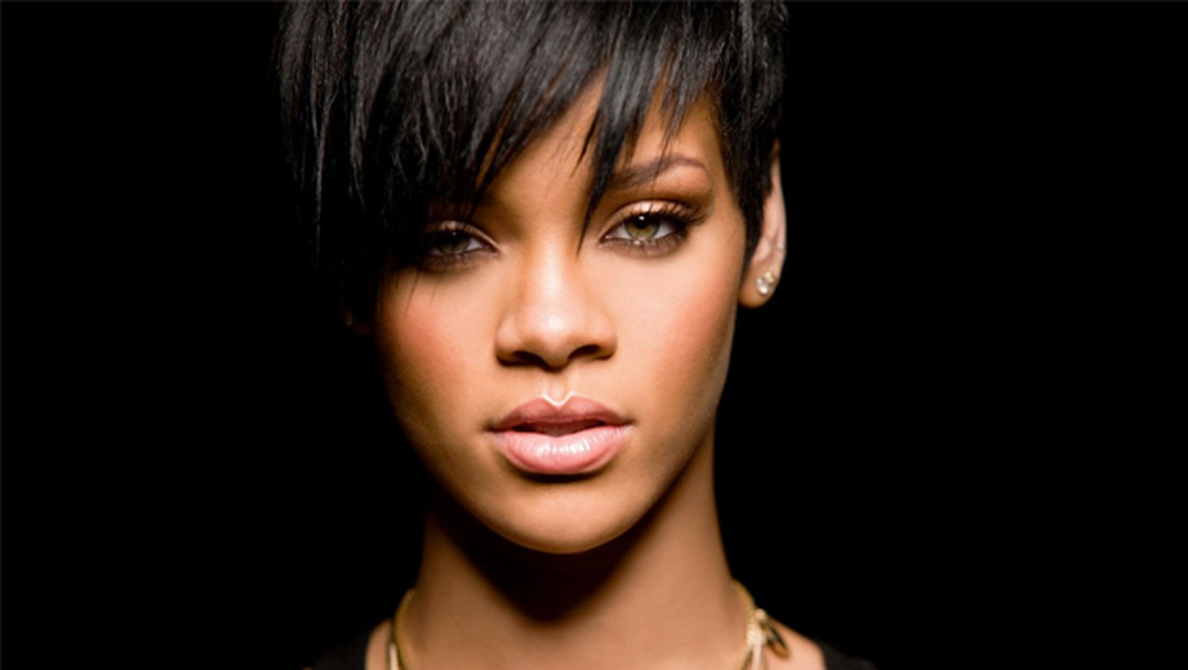 Rihanna vuelve a Instagram tras 6 meses de ausencia