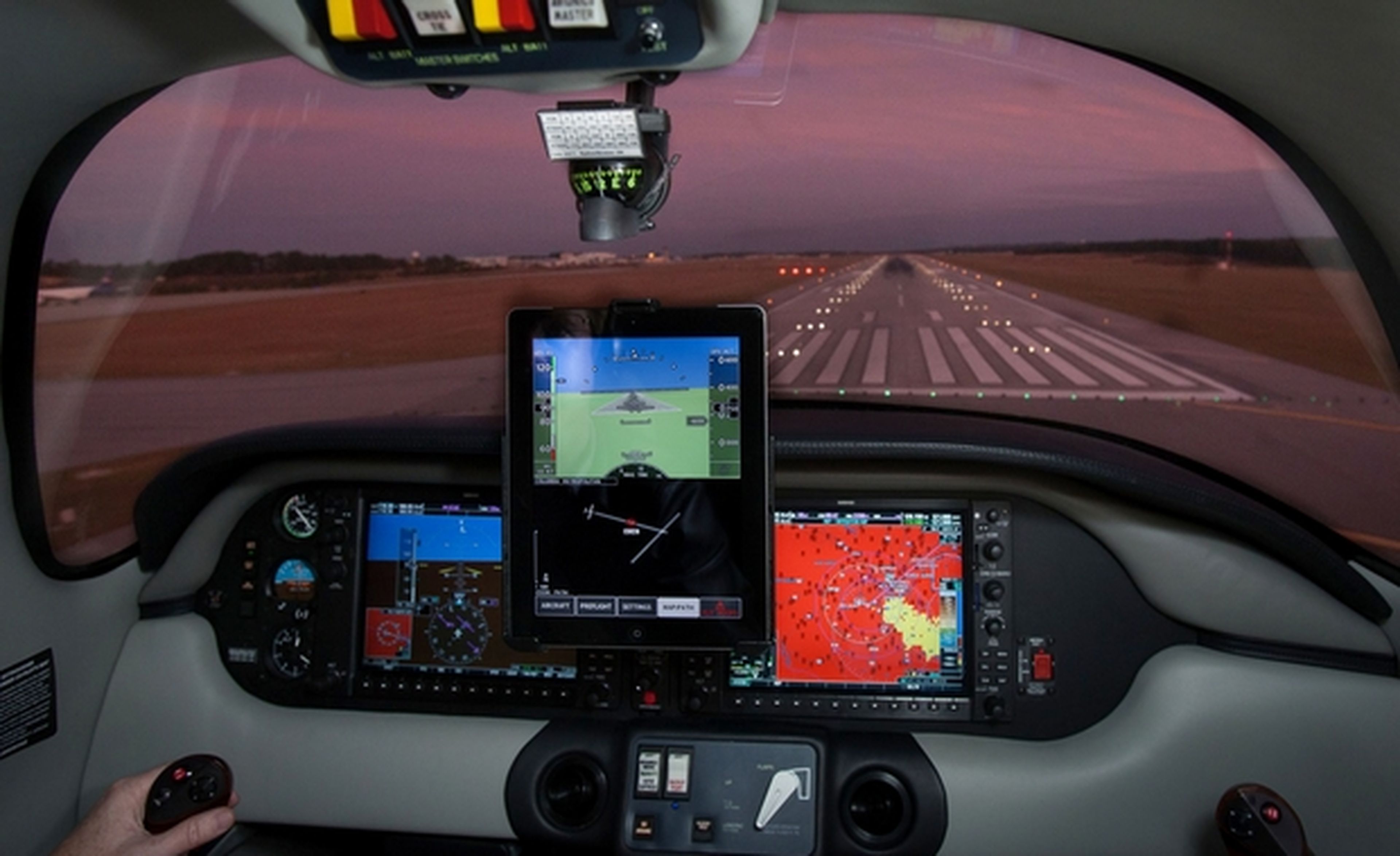 Xavion, una app para iPad que aterriza tu avión