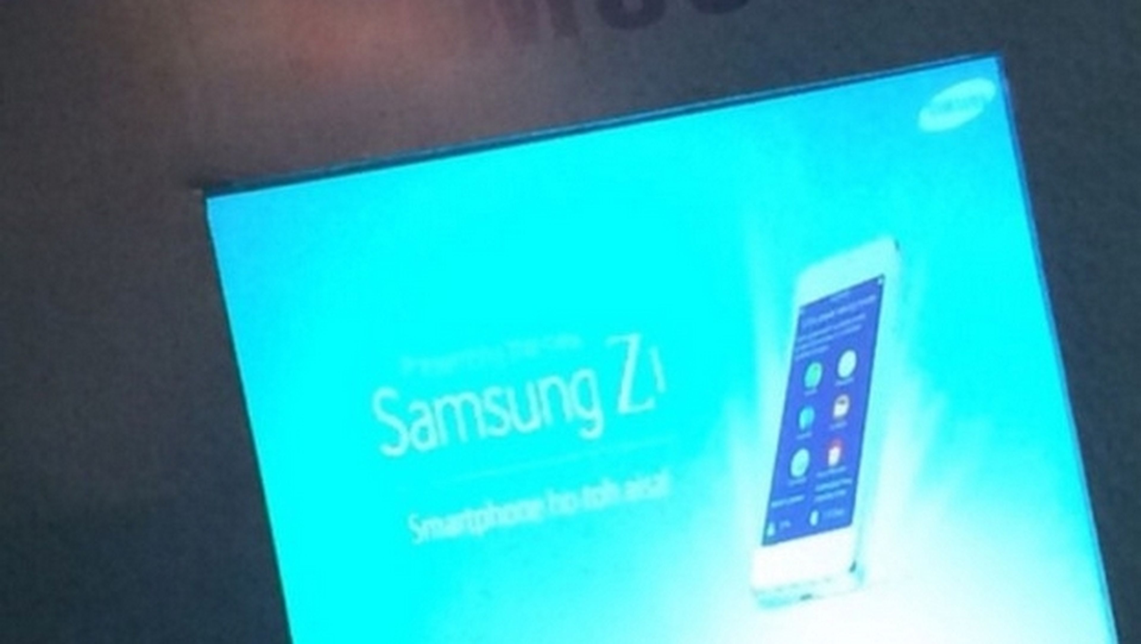 Samsung Z1, el primer smartphone con Tizen, el 18 de enero.