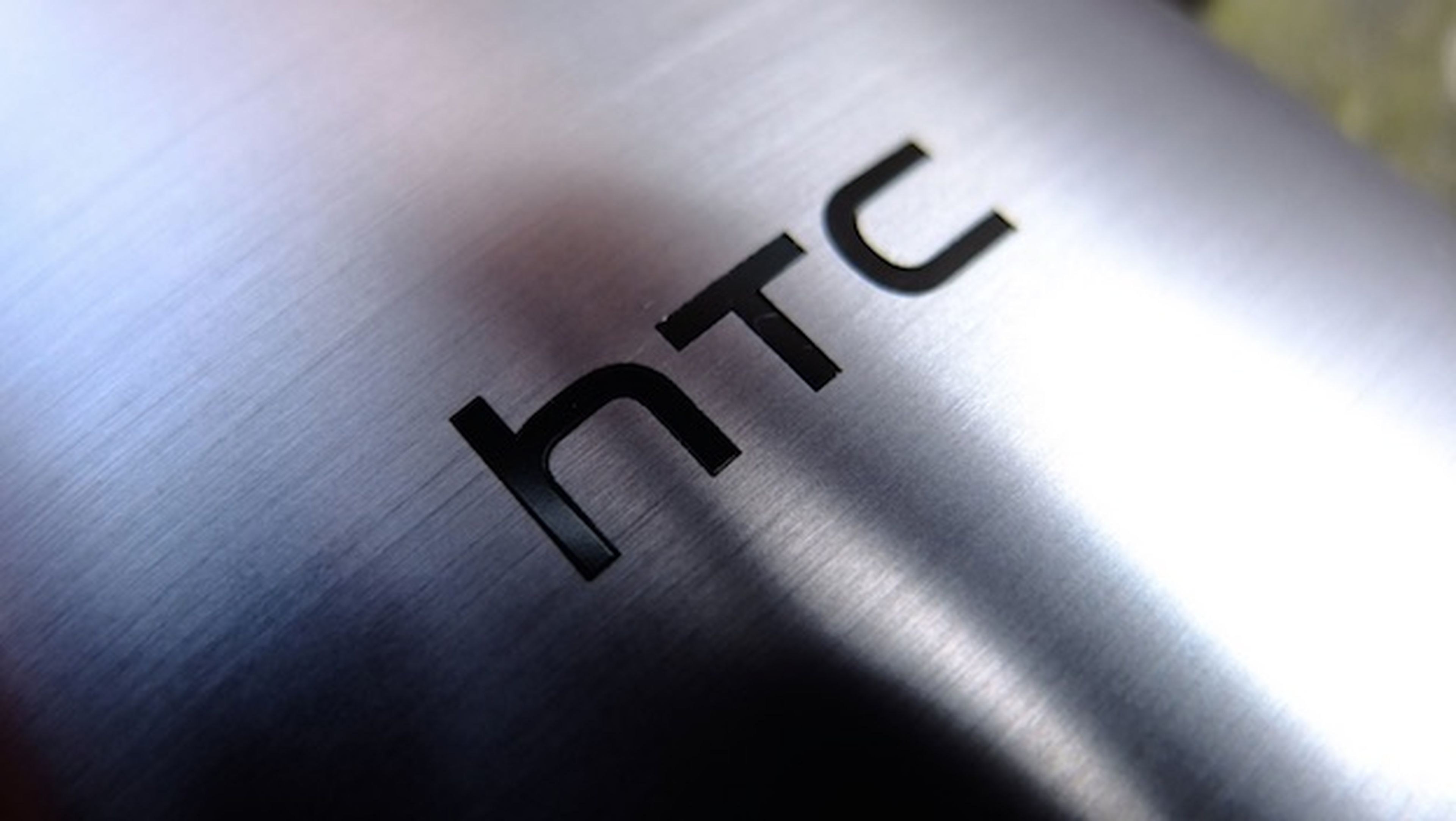 HTC cierra el año con ganancias