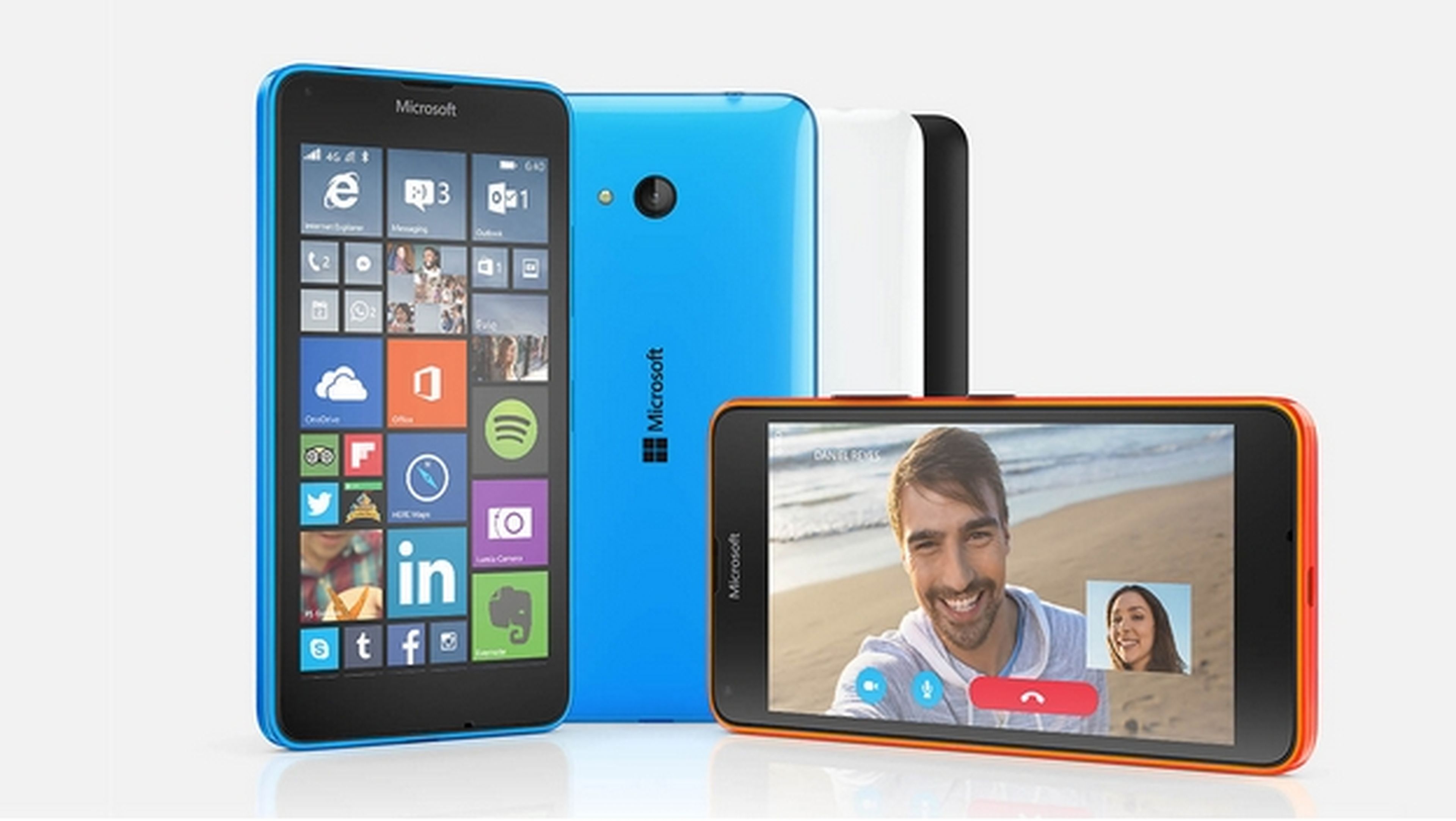 Microsoft Lumia 640 y Lumia 640 XL en el MWC 2015.