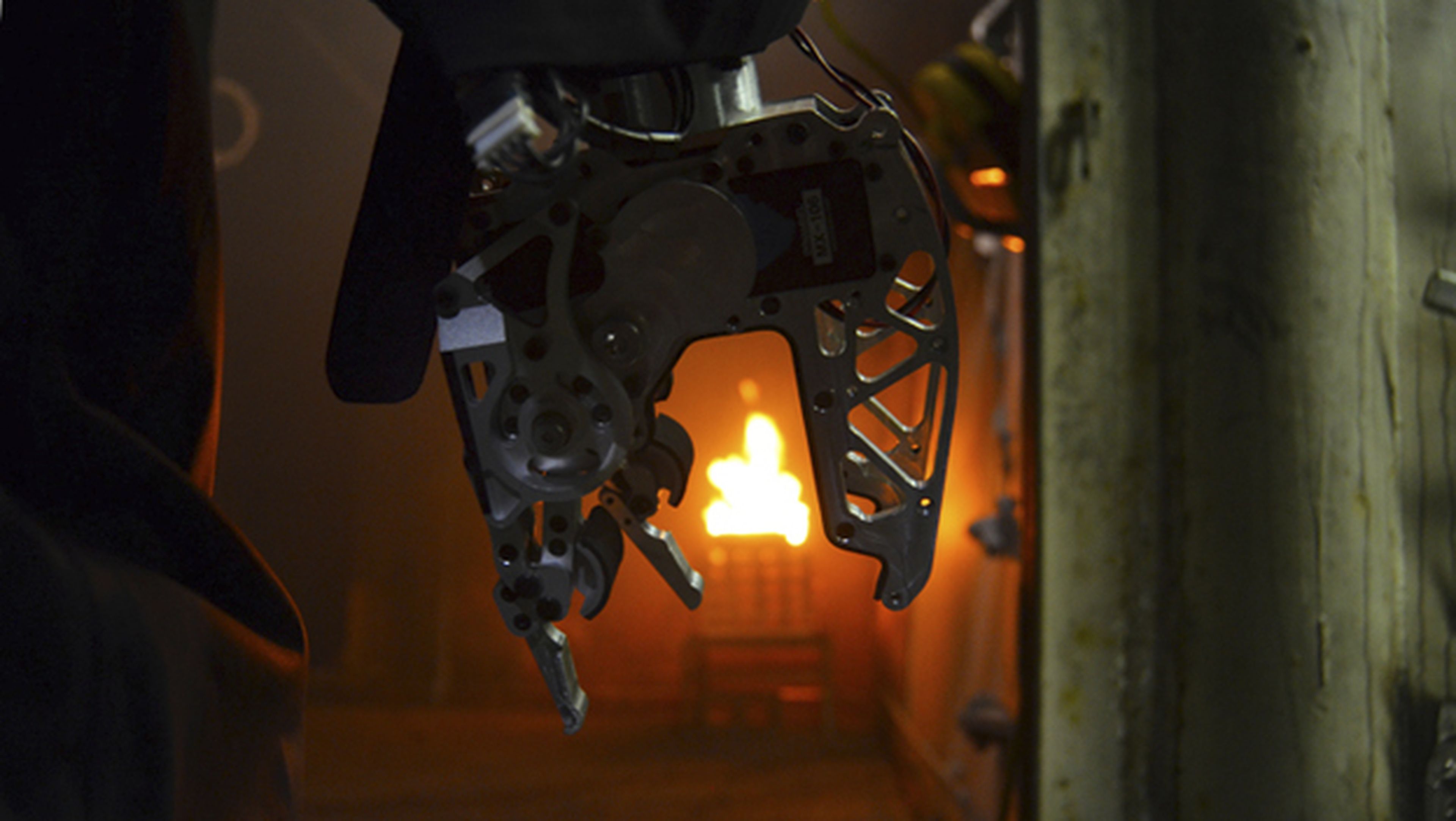SAFFiR, un robot humanoide para apagar incendios