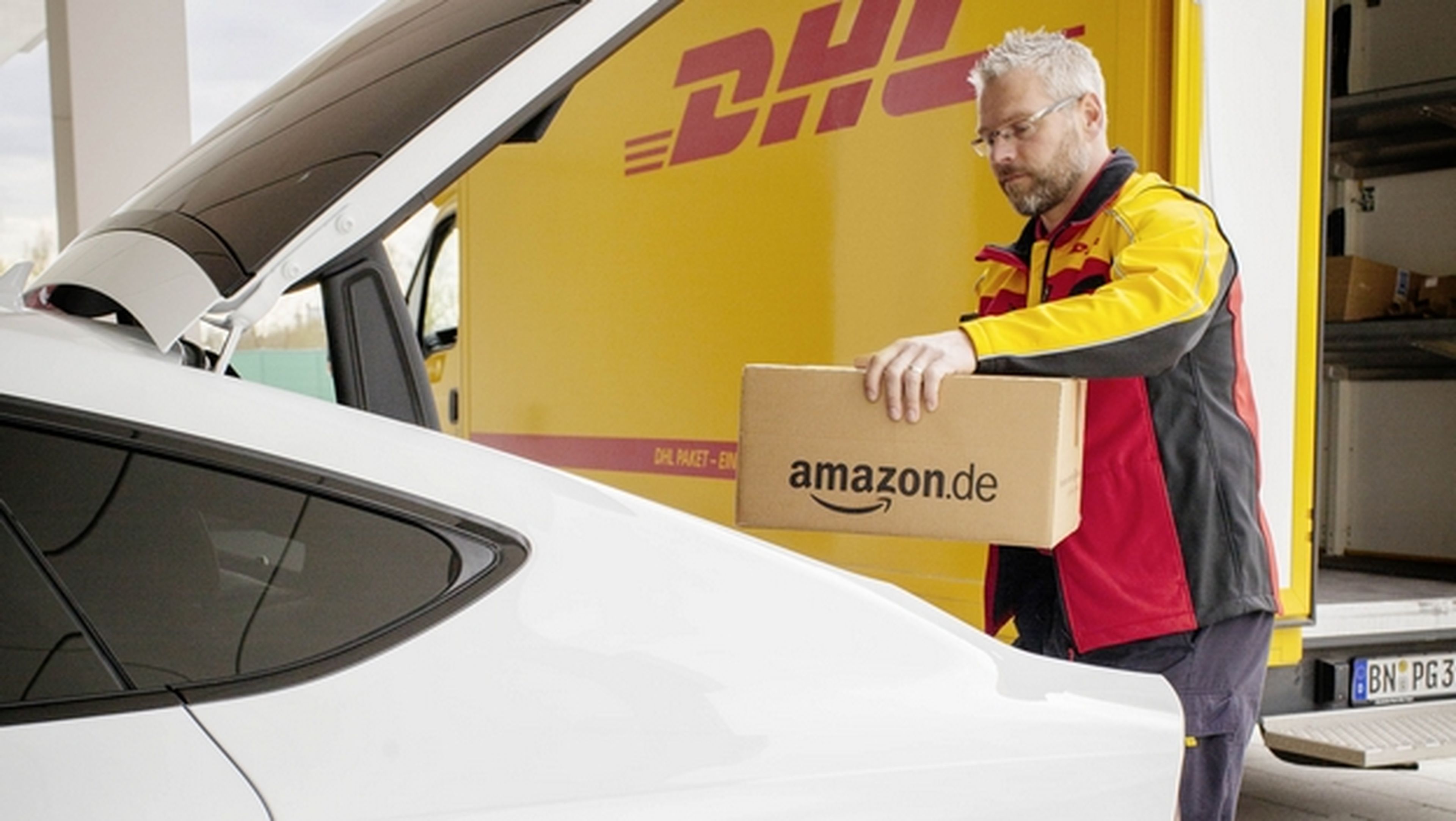 Amazon te entregará paquetes... en el maletero de tu coche.