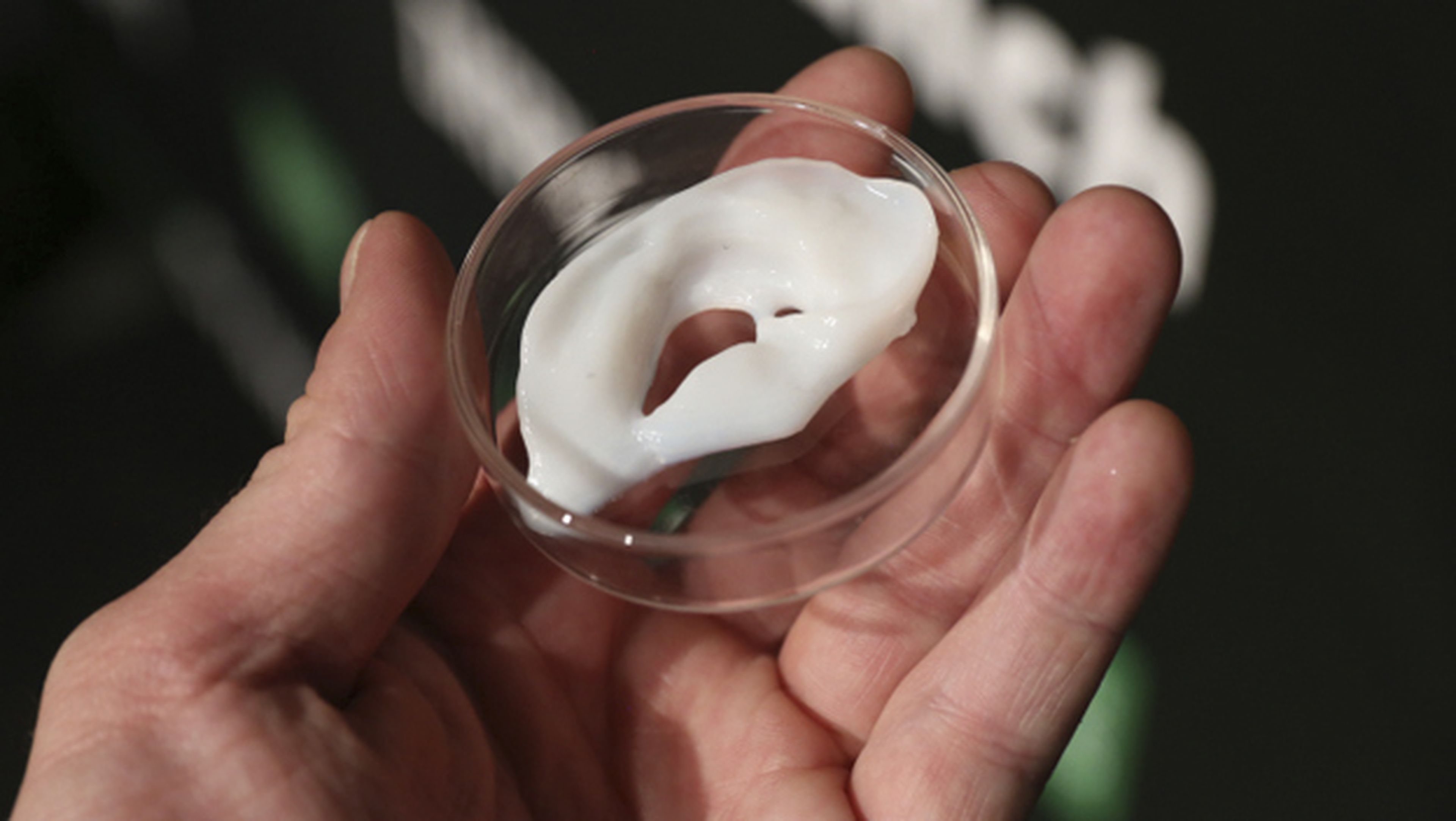 Crean una impresora 3D que usa biomateriales y células vivas