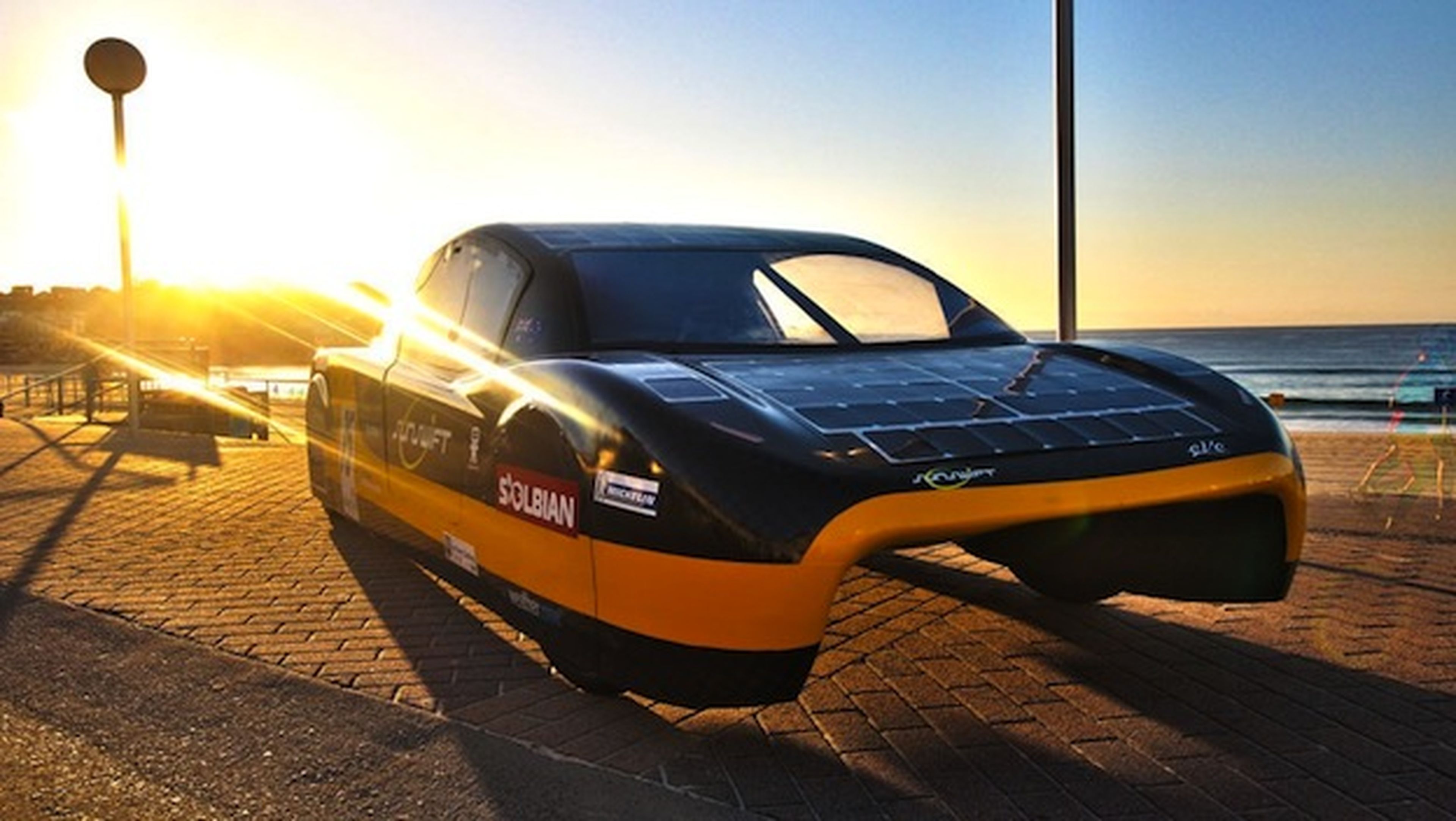 coche solar eléctrico