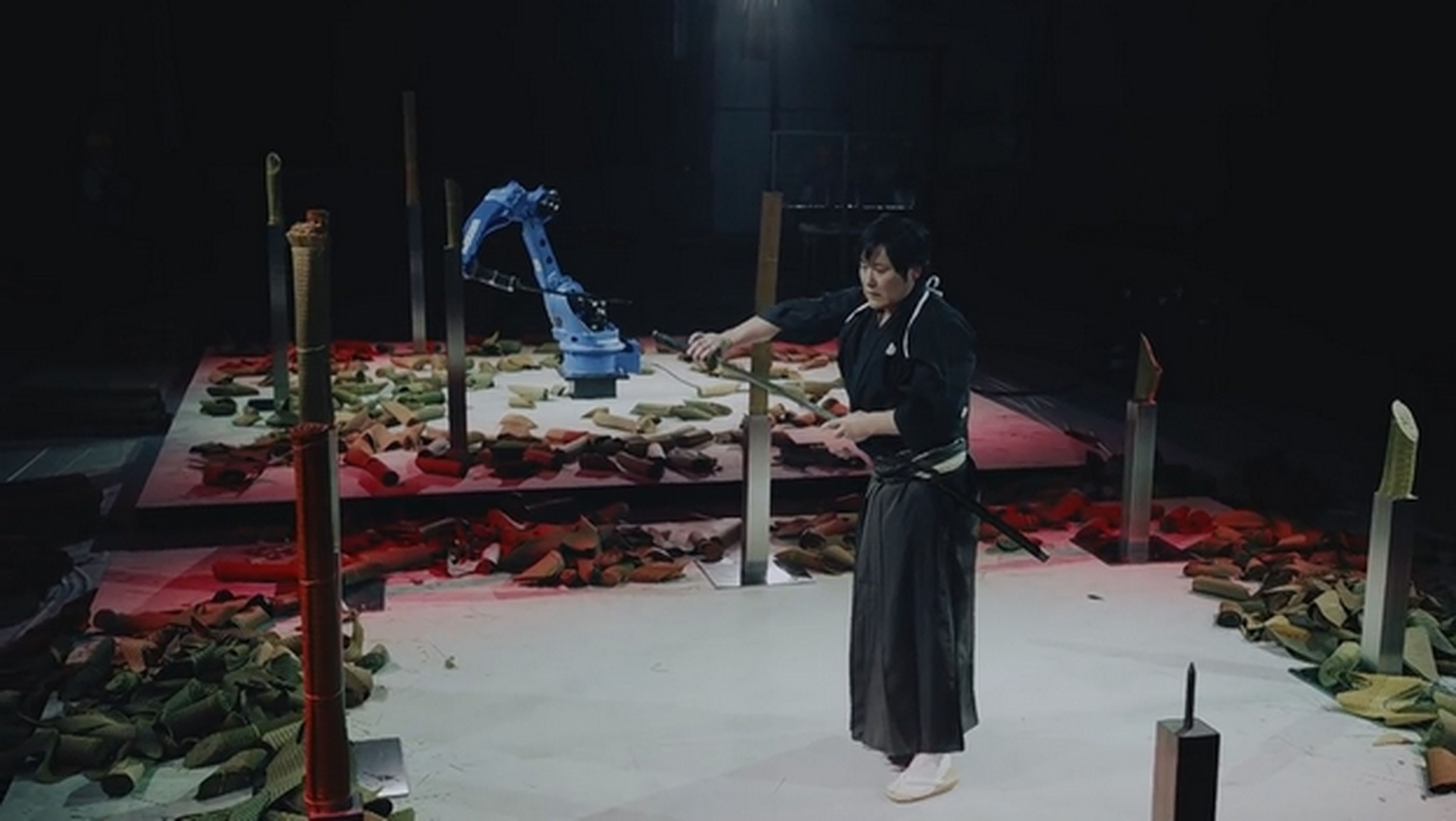 Un robot vence a un samurai en un duelo de espadas (vídeo).