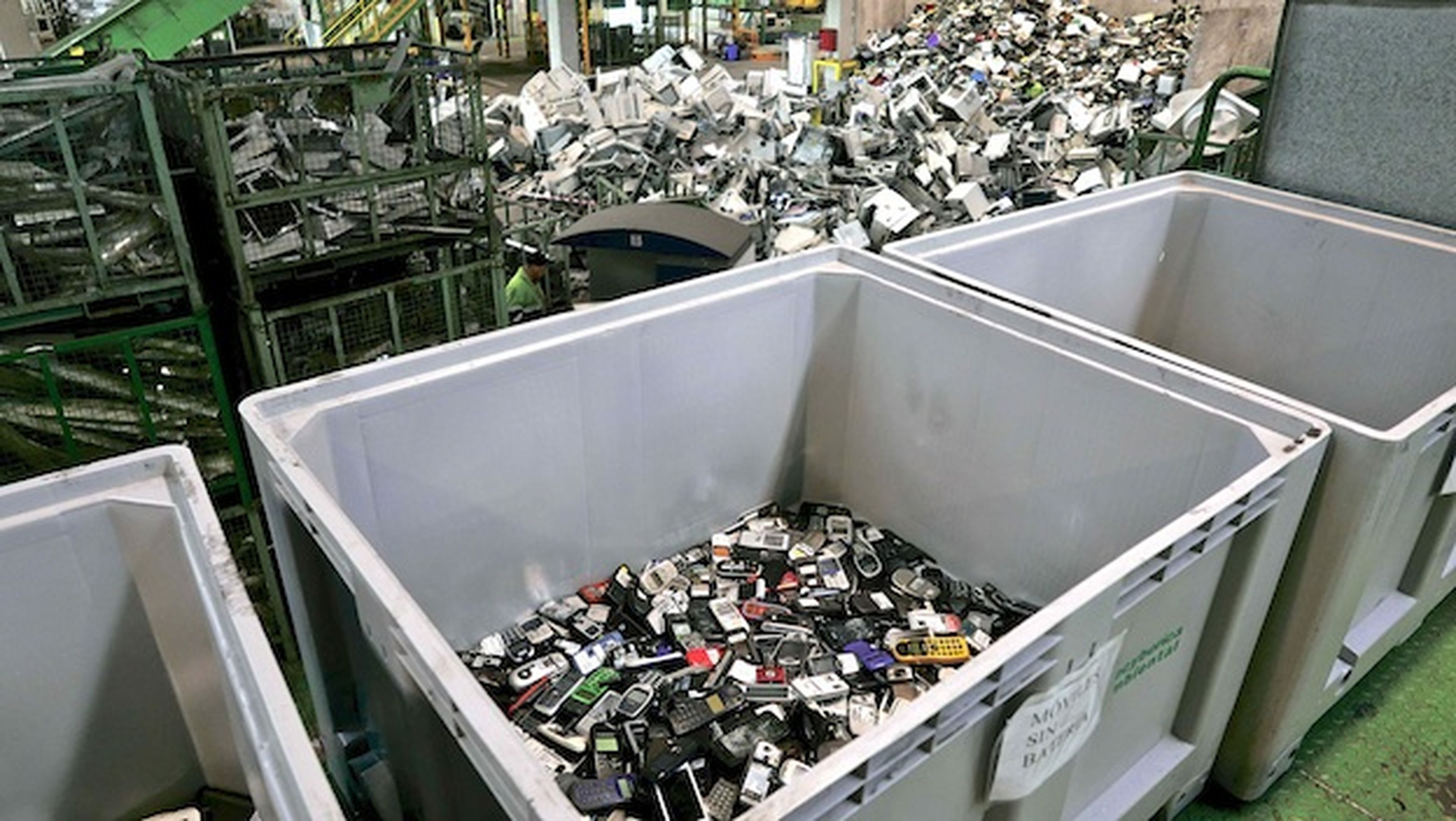 Planta de reciclado de teléfonos móviles