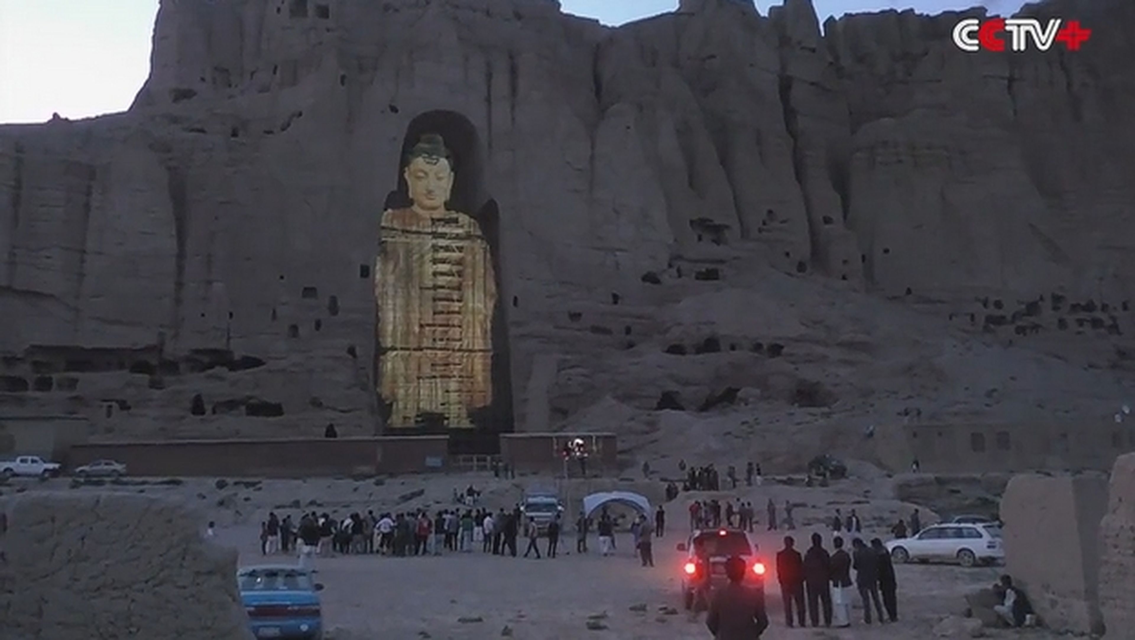 Budas destruidos por los talibanes reviven como hologramas.