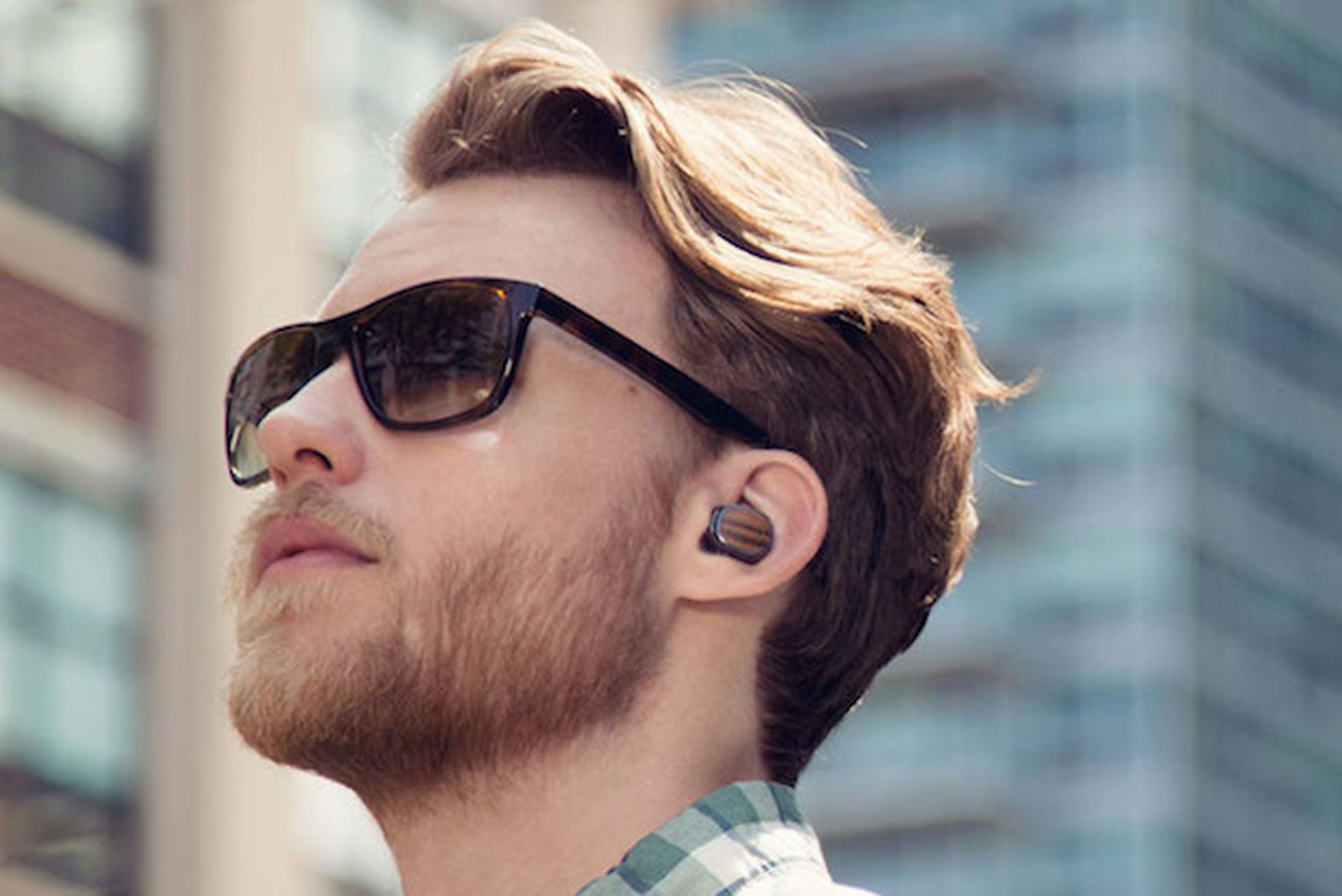 Motorola Moto Hint: Control Bluetooth con un espectacular diseño