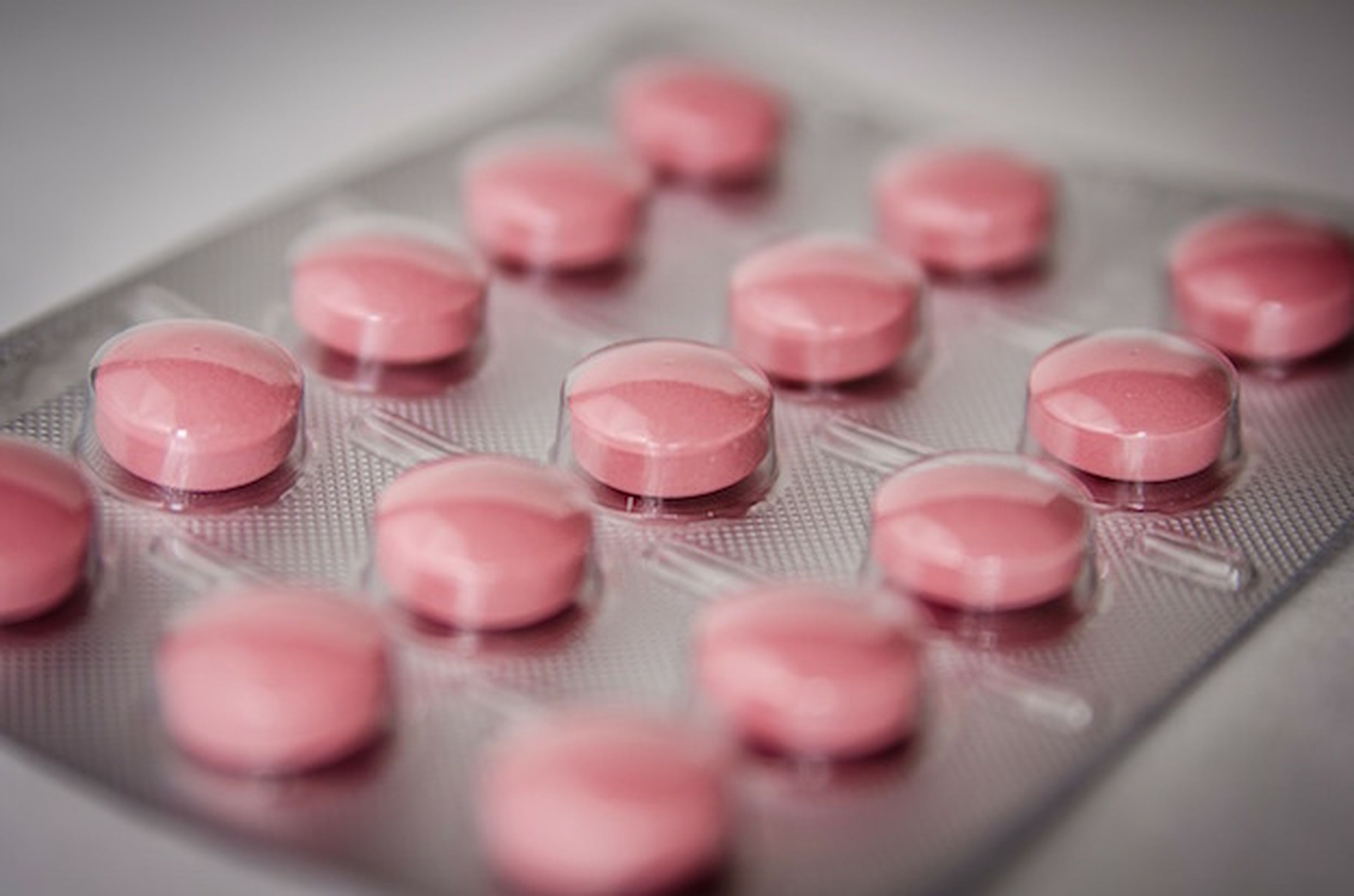 El Ibuprofeno aumenta el riesgo de infarto aun en dosis pequeña