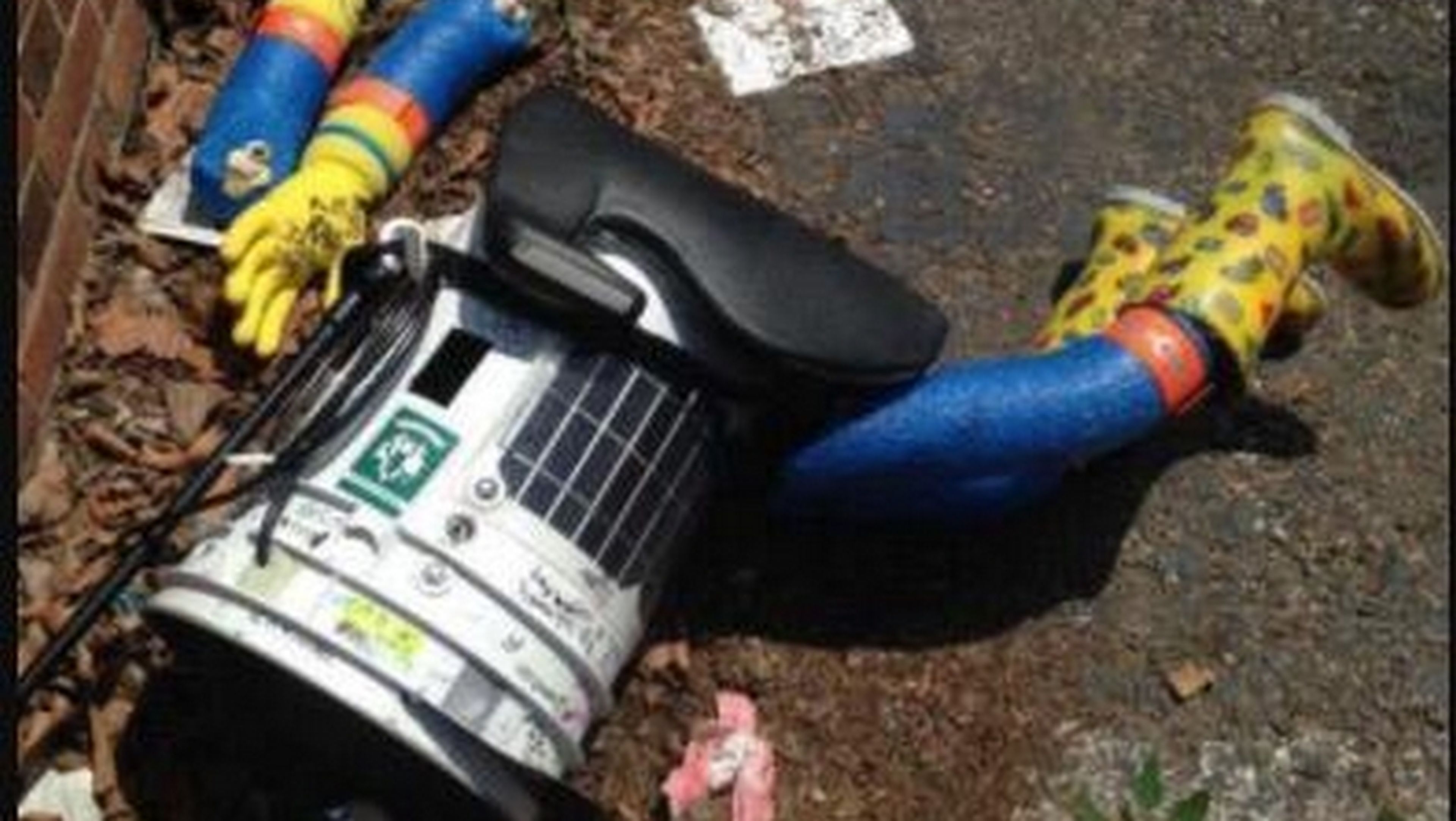 HitchBOT el robot autoestopista cruelmente asesinado en Filadelfia.