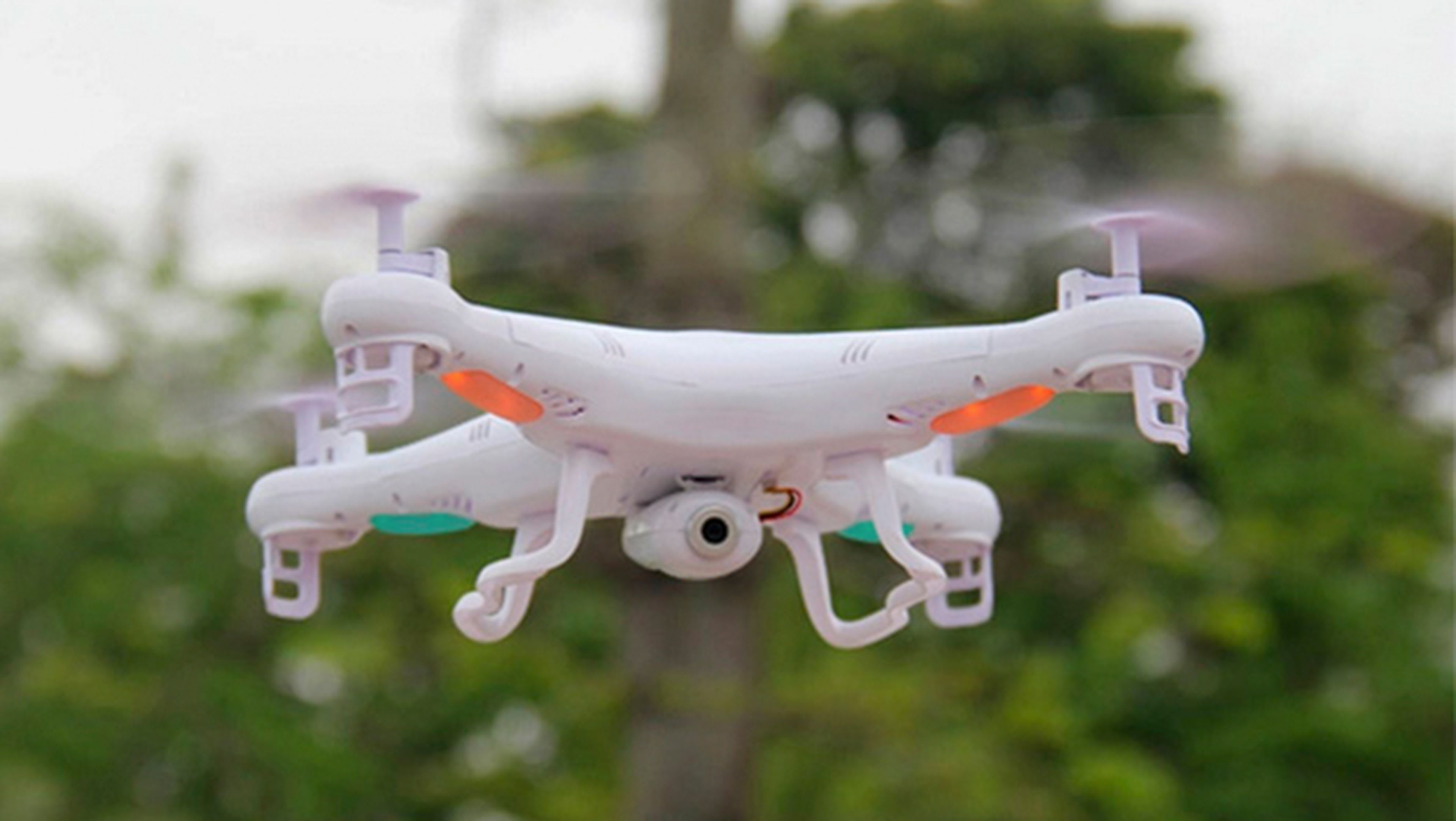 Dron con cámara Syma X5C
