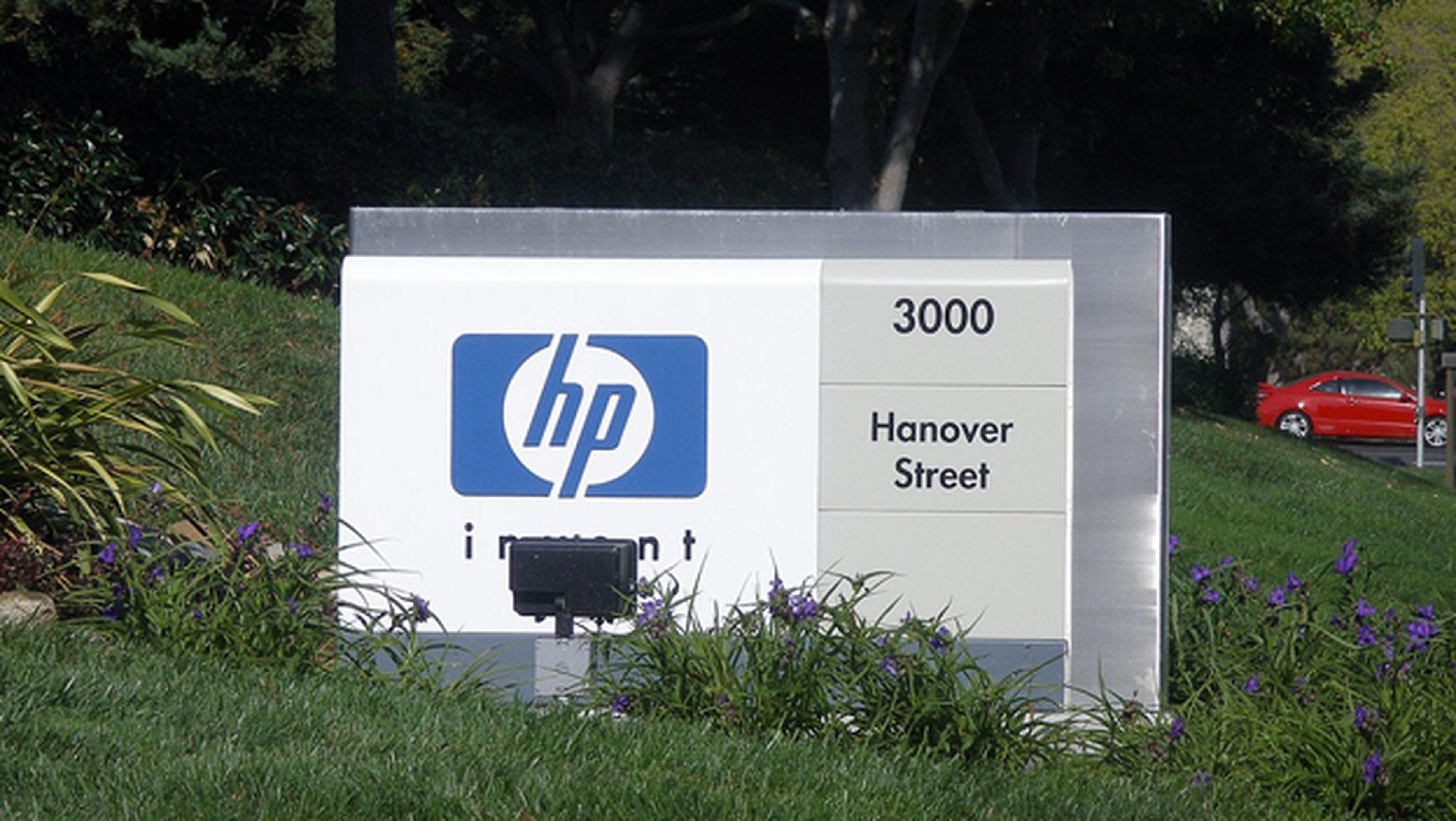 HP despedirá a 30.000 empleados a por la división empresarial