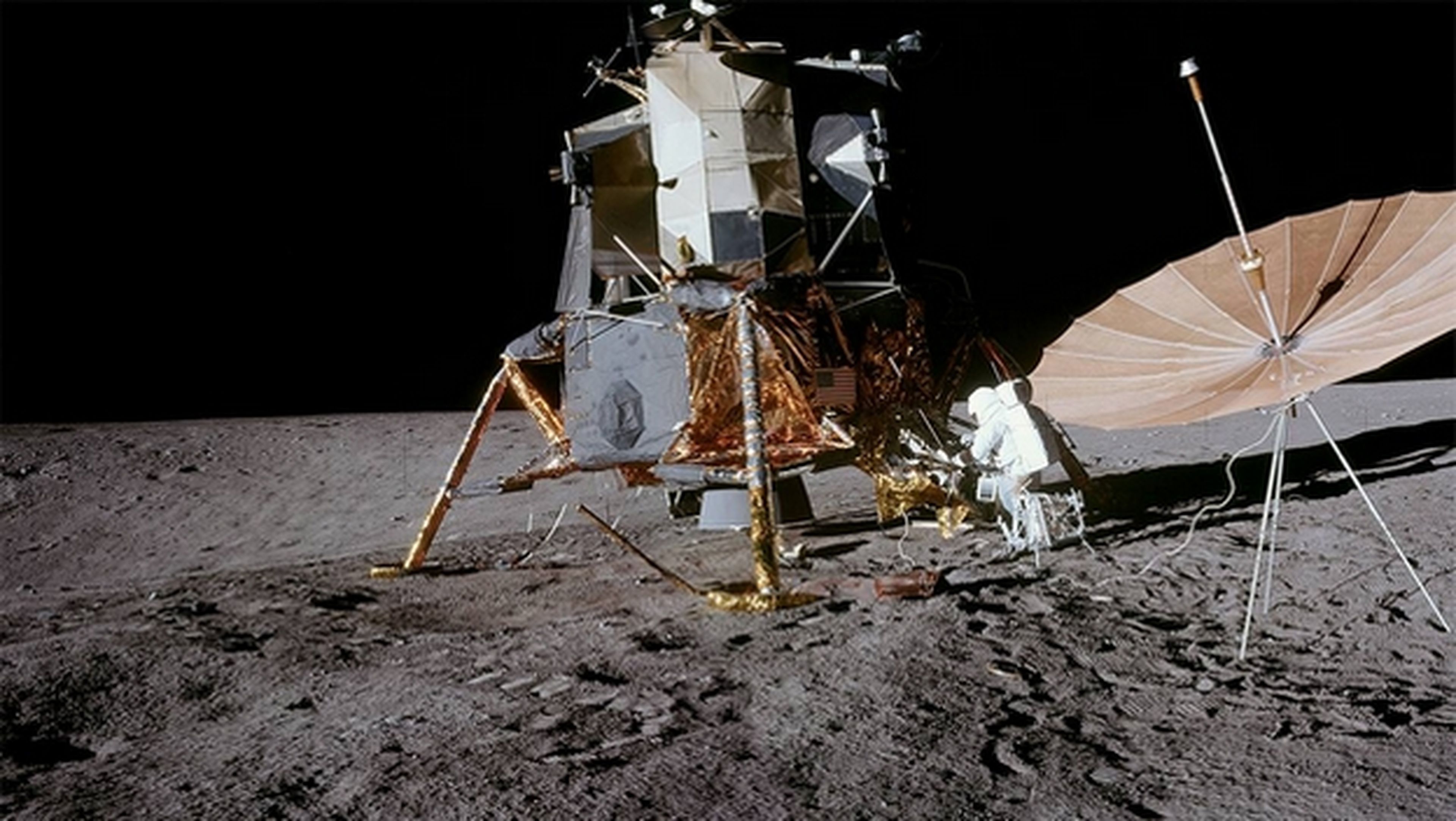 NASA revela miles de fotos en HD y color de los viajes a la Luna