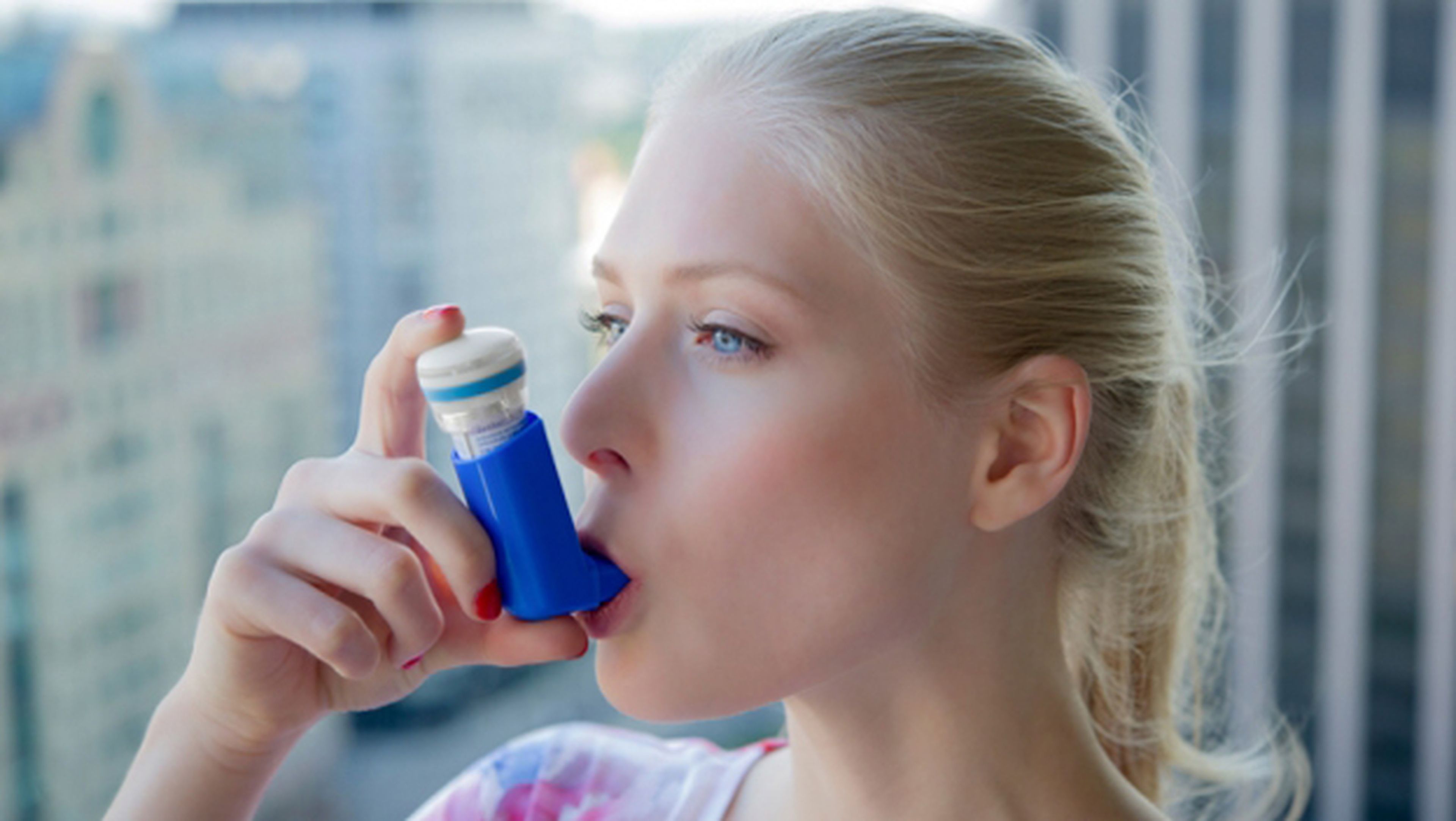 Diseñan un inhalador inteligente para personas con asma