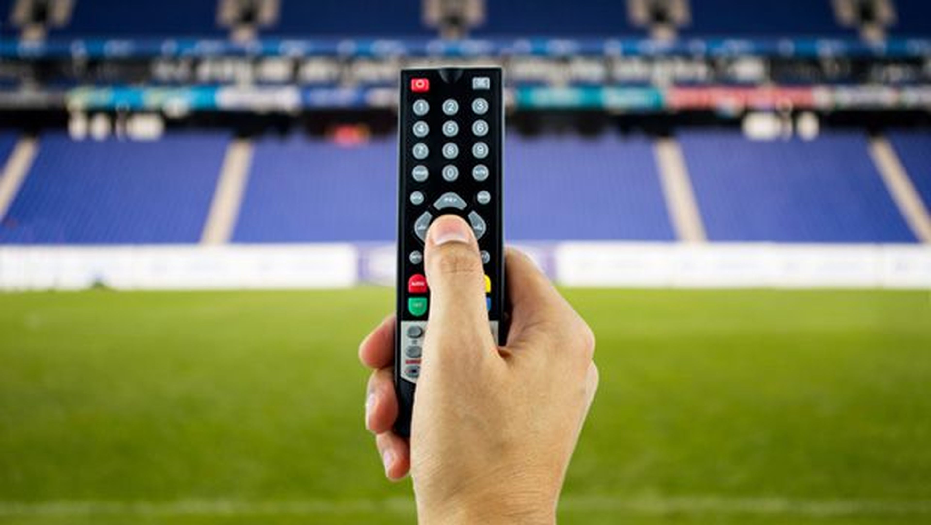 La Liga podría retransmitir en abierto gratis partidos del Real Madrid o Barcelona a partir de la temporada 2016/2017