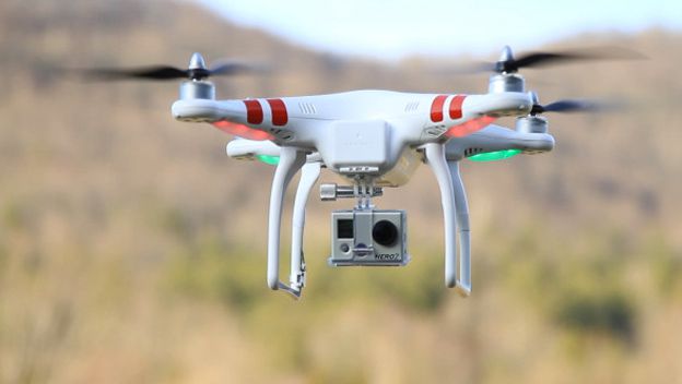Primeras multas por volar drones llegan a los 185.000 euros | - ComputerHoy.com
